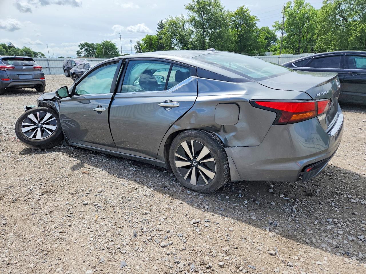 2022 Nissan Altima Sv Gray vin: 1N4BL4DVXNN346182