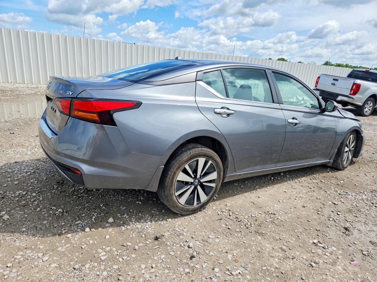 2022 Nissan Altima Sv Gray vin: 1N4BL4DVXNN346182