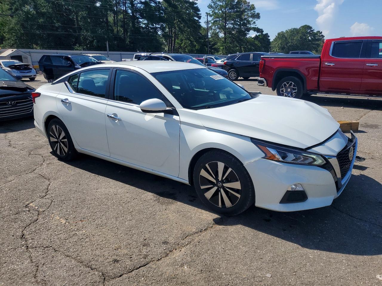 2022 Nissan Altima Sv Белый vin: 1N4BL4DVXNN367579