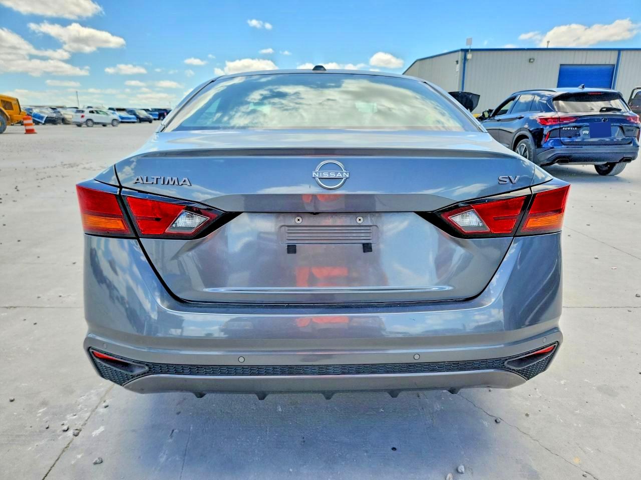 2023 Nissan Altima Sv Gray vin: 1N4BL4DVXPN305523