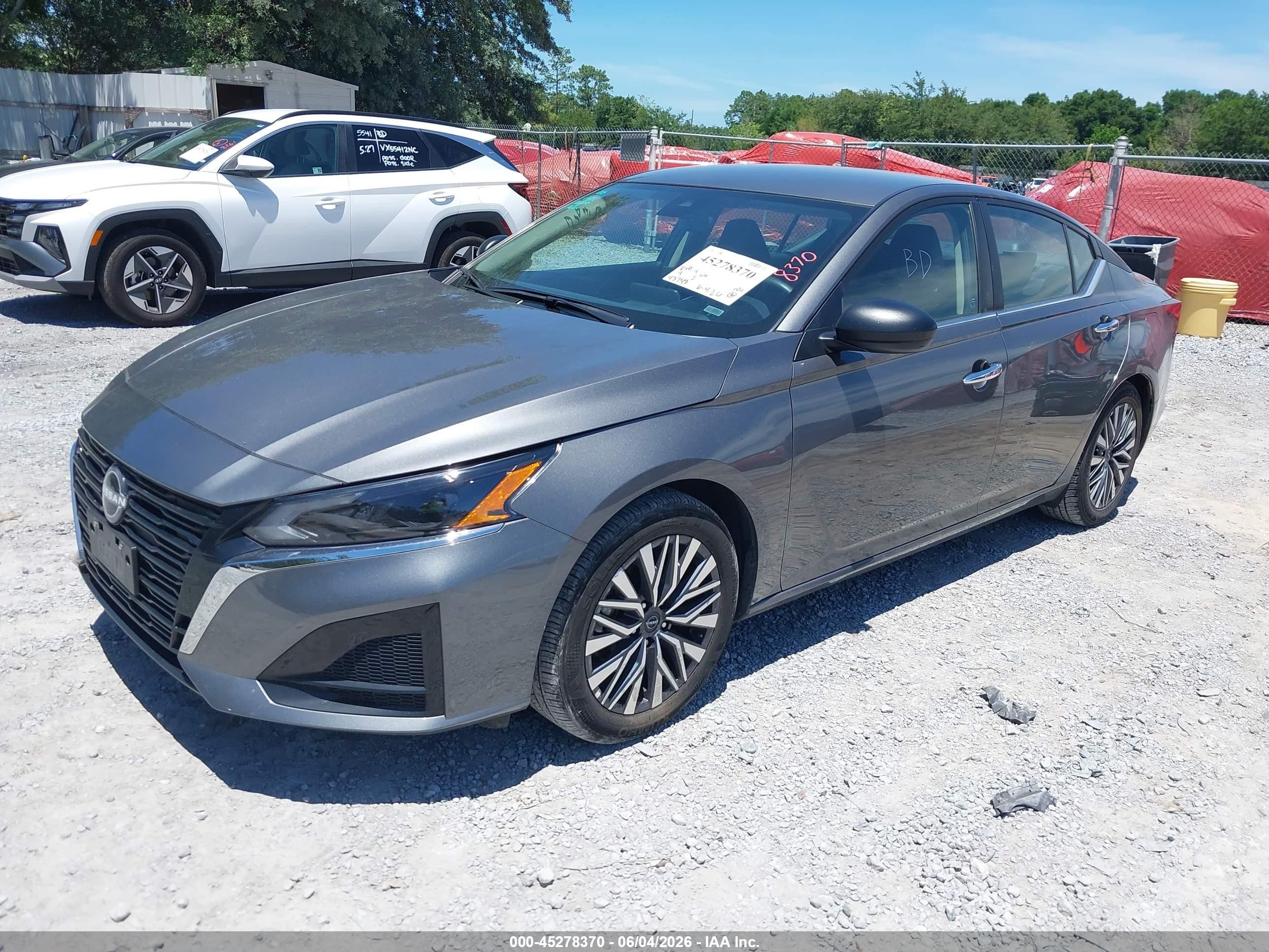 2025 Nissan Altima Sv Fwd Gray vin: 1N4BL4DVXSN313890