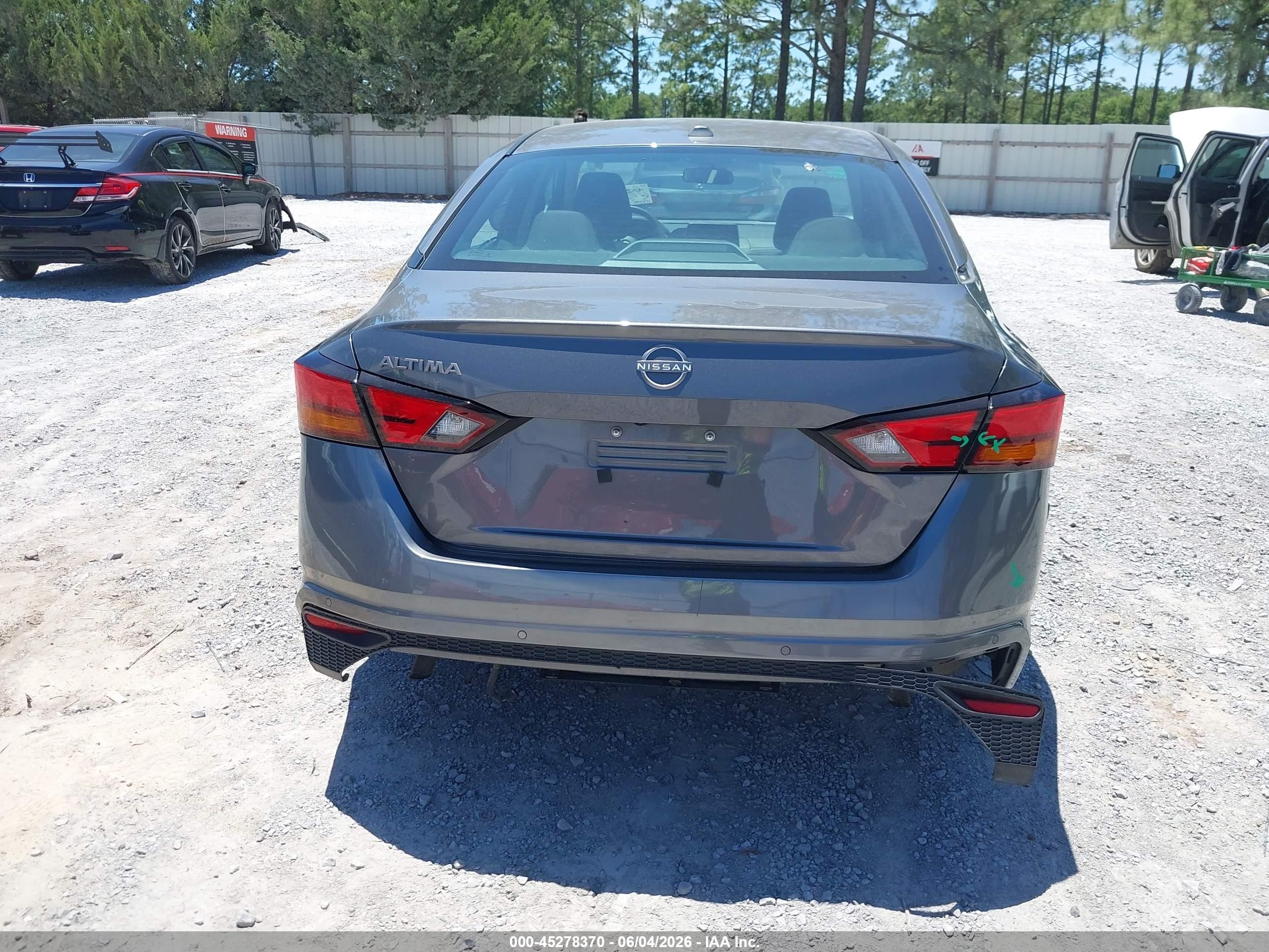 2025 Nissan Altima Sv Fwd Gray vin: 1N4BL4DVXSN313890