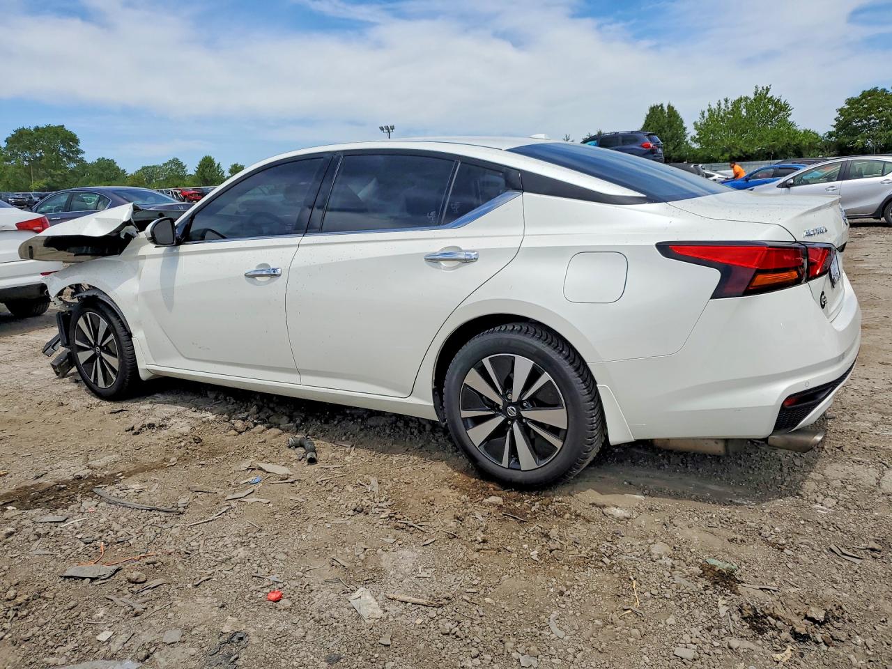2019 Nissan Altima Sv White vin: 1N4BL4DW4KC130411