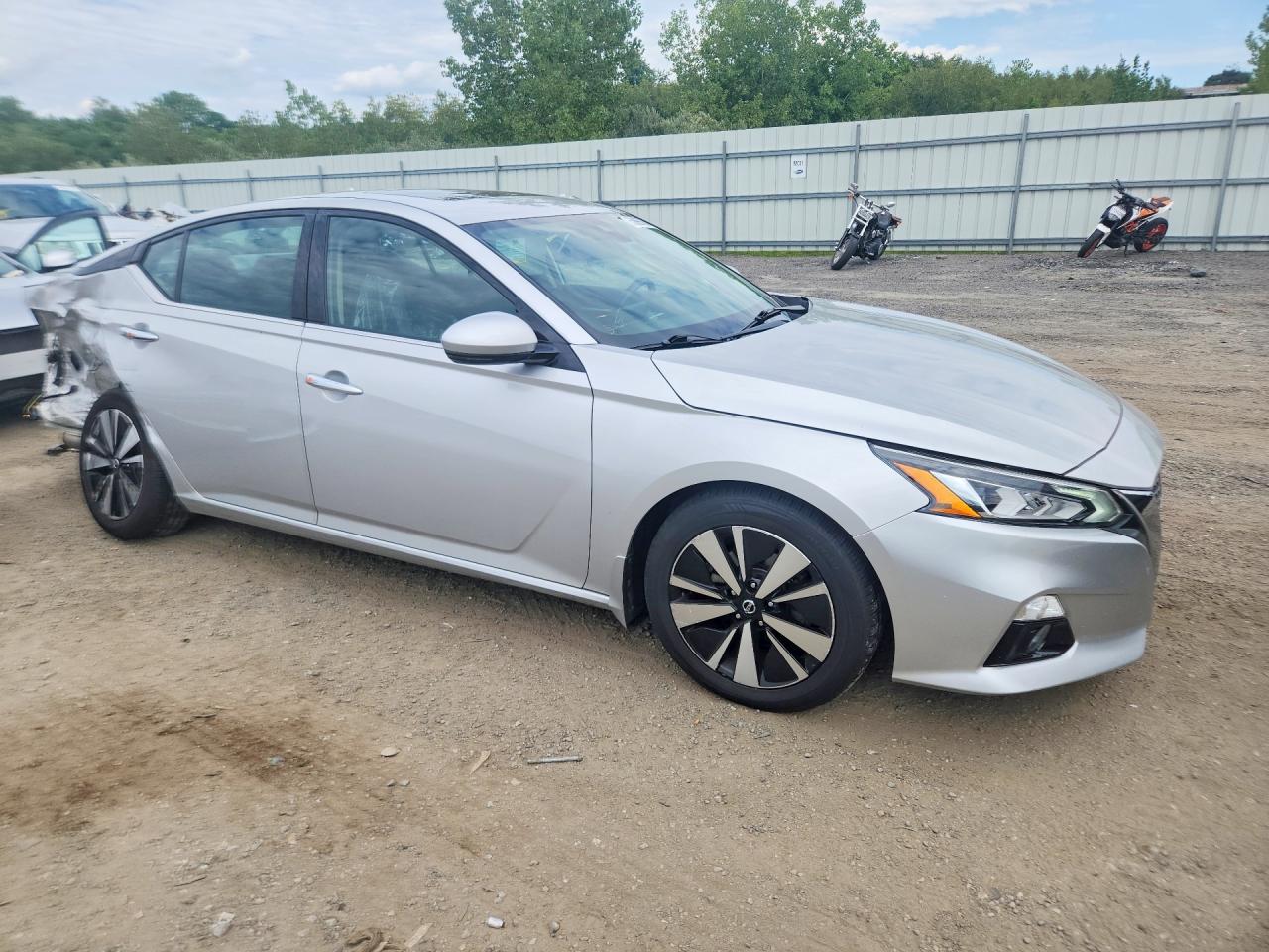 2020 Nissan Altima Sv Silver vin: 1N4BL4DW4LC119006