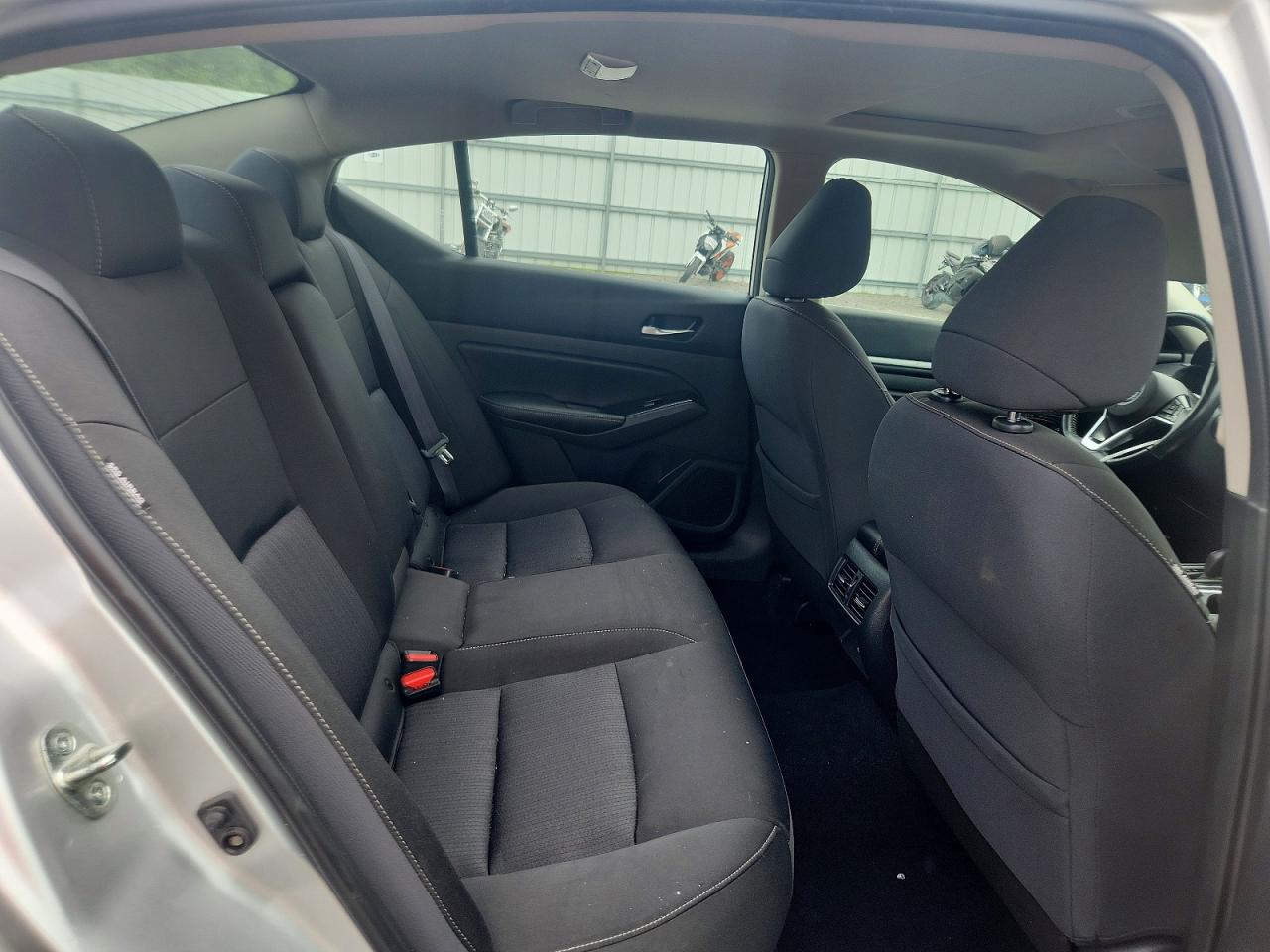 2020 Nissan Altima Sv Silver vin: 1N4BL4DW4LC119006