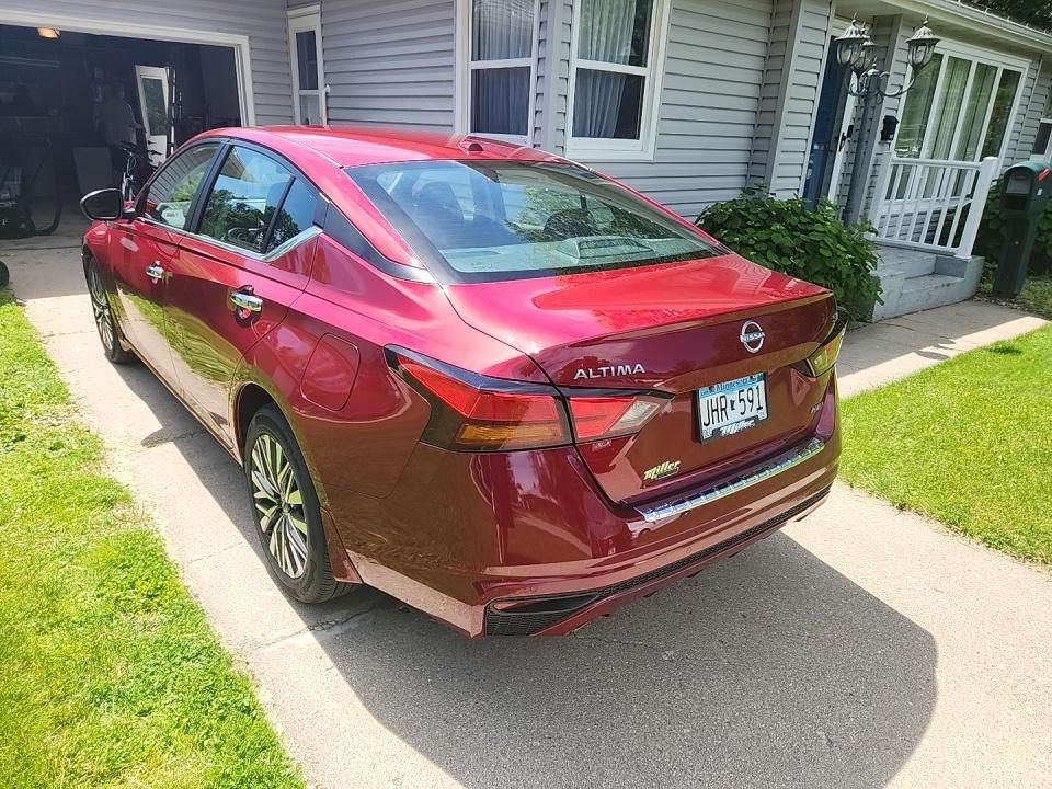 2023 Nissan Altima Sv Красный vin: 1N4BL4DW4PN331818