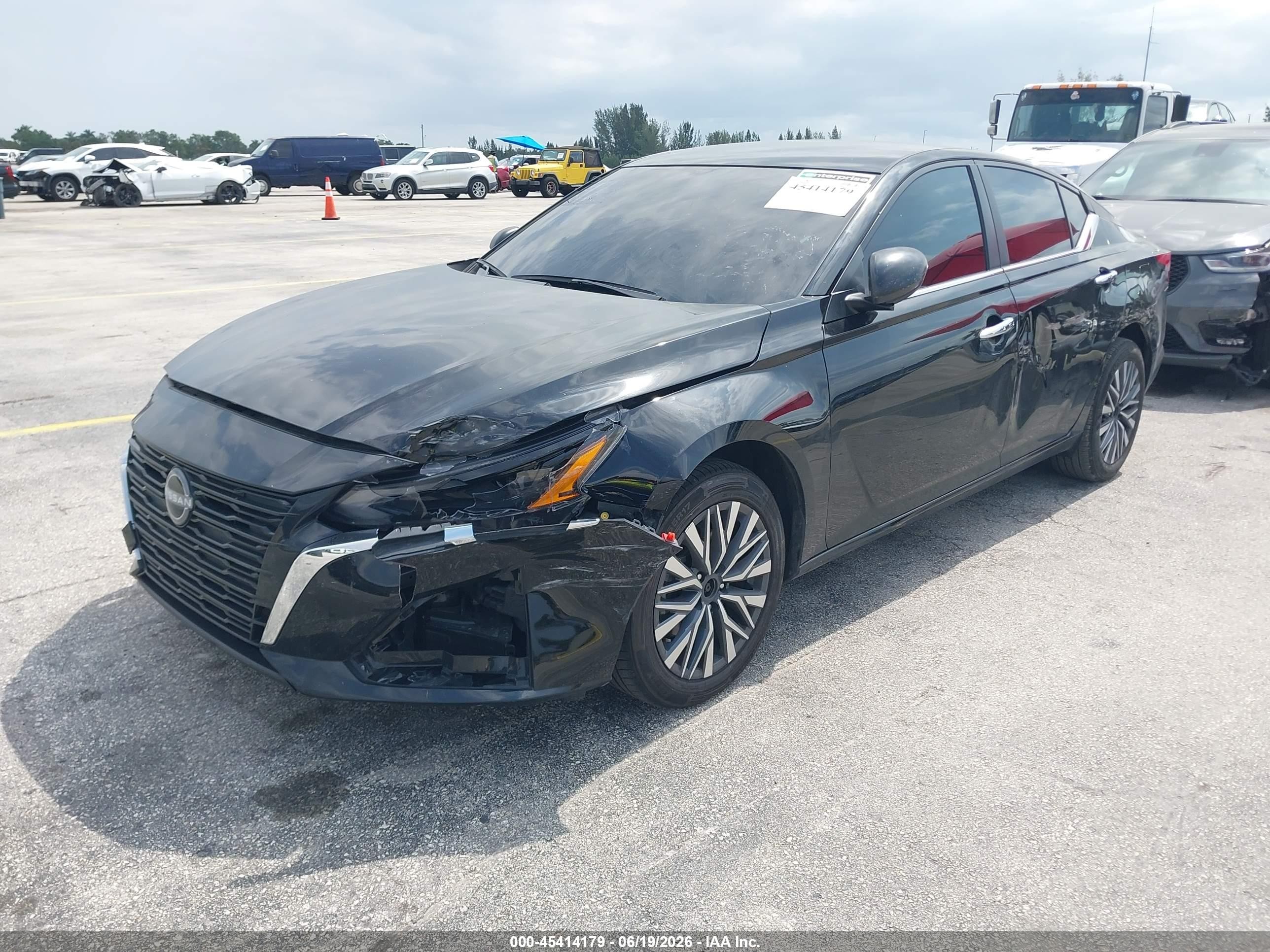 2025 Nissan Altima Sv Awd Черный vin: 1N4BL4DW6SN352288
