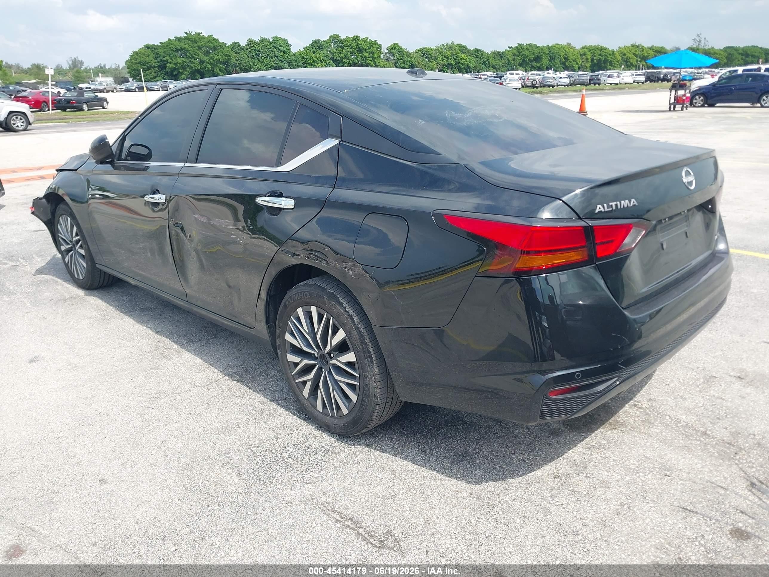2025 Nissan Altima Sv Awd Черный vin: 1N4BL4DW6SN352288