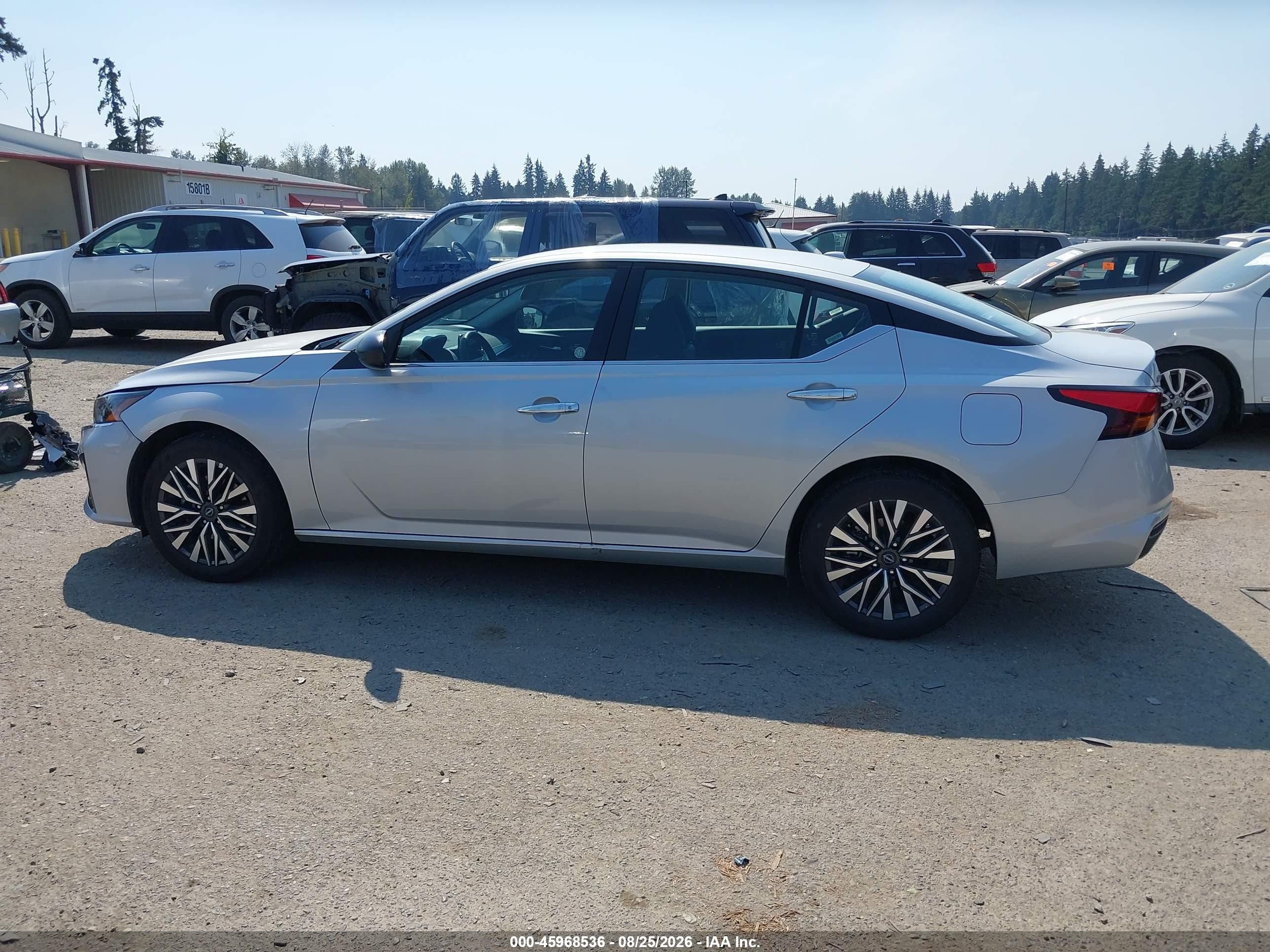 2025 Nissan Altima Sv Awd Silver vin: 1N4BL4DWXSN432886