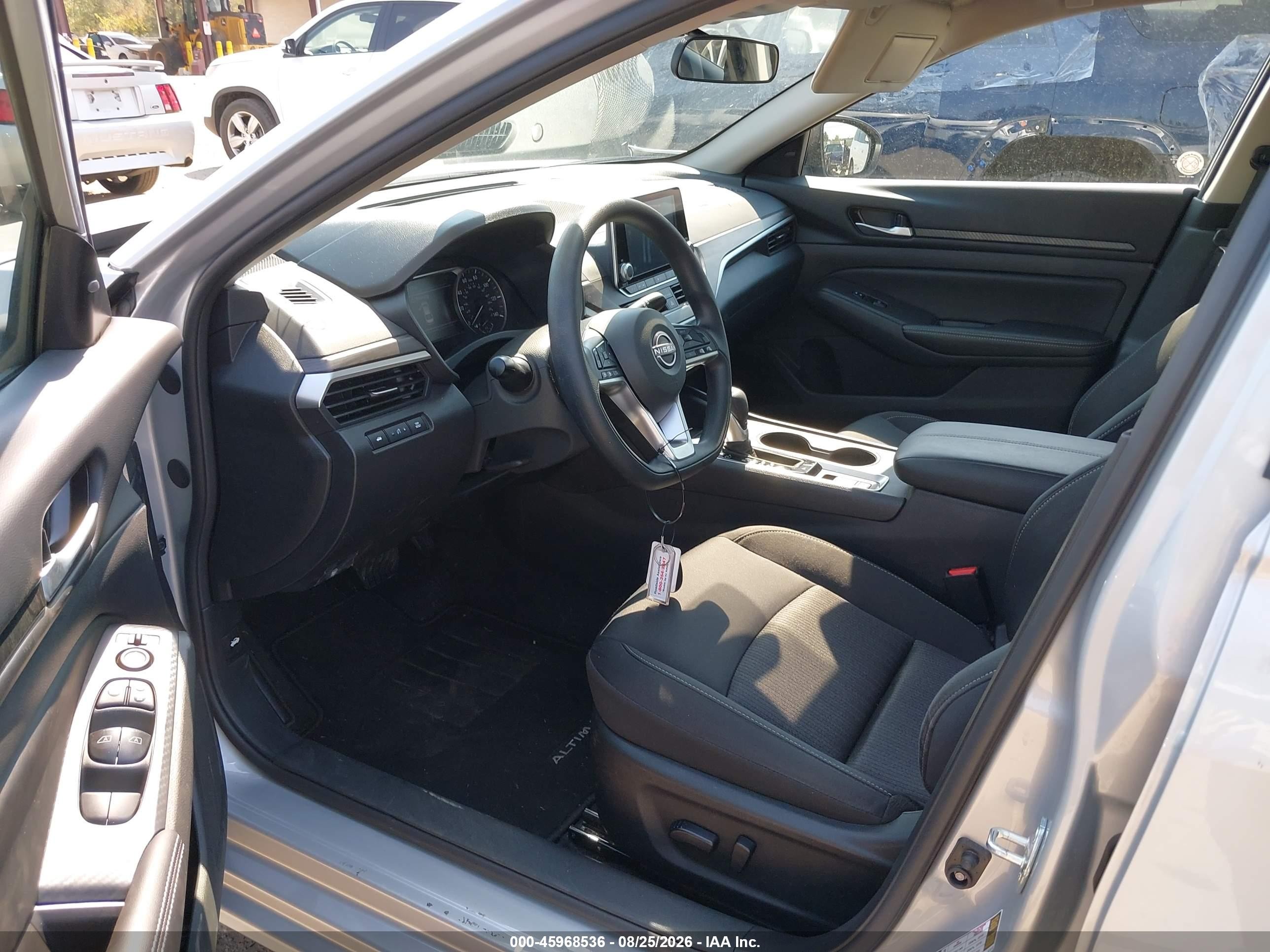 2025 Nissan Altima Sv Awd Silver vin: 1N4BL4DWXSN432886