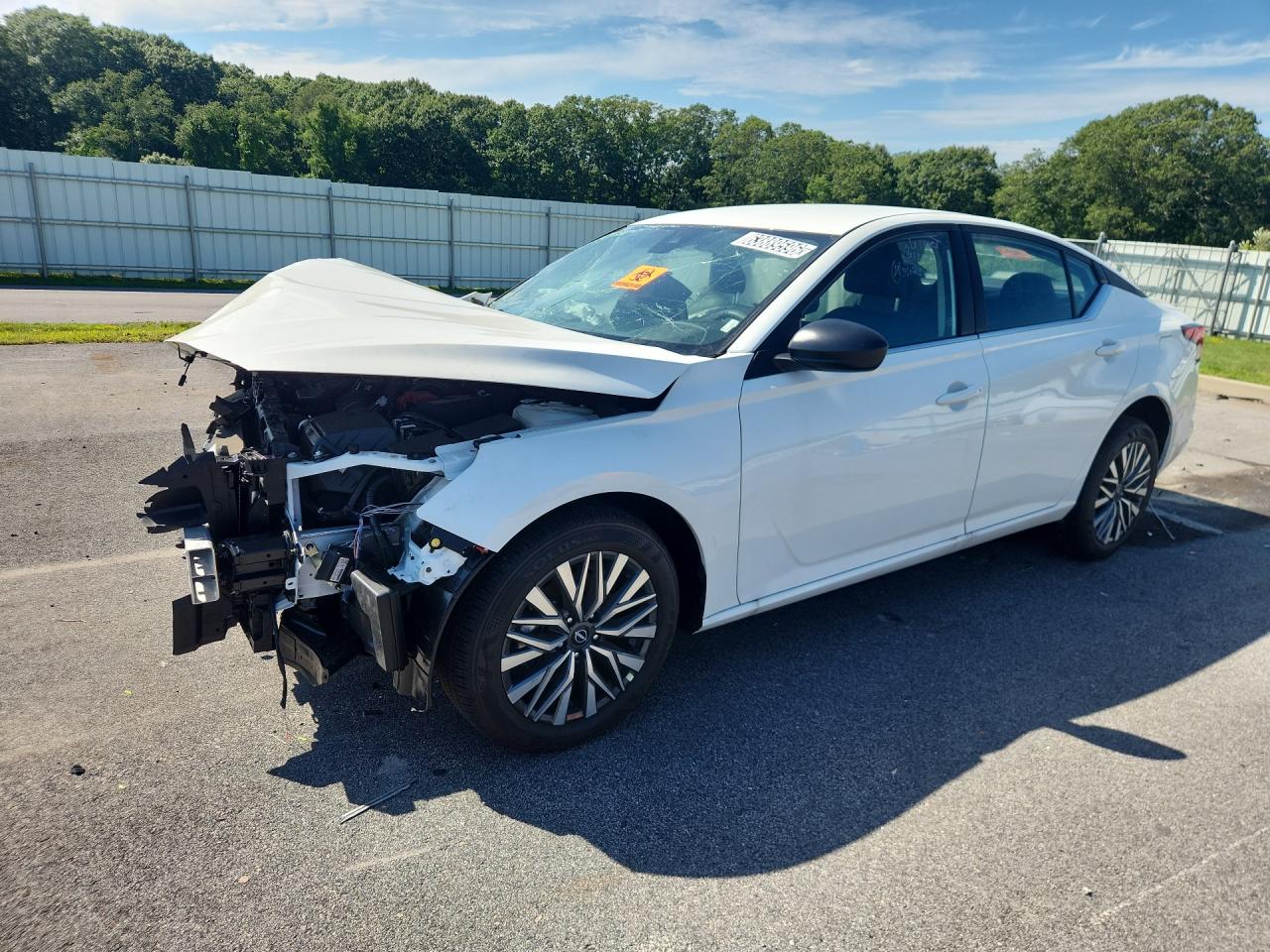 2026 Nissan Altima Sv White vin: 1N4BL4DWXTN334927 Damage: Left Head Lamp, Broken, Replacement Required