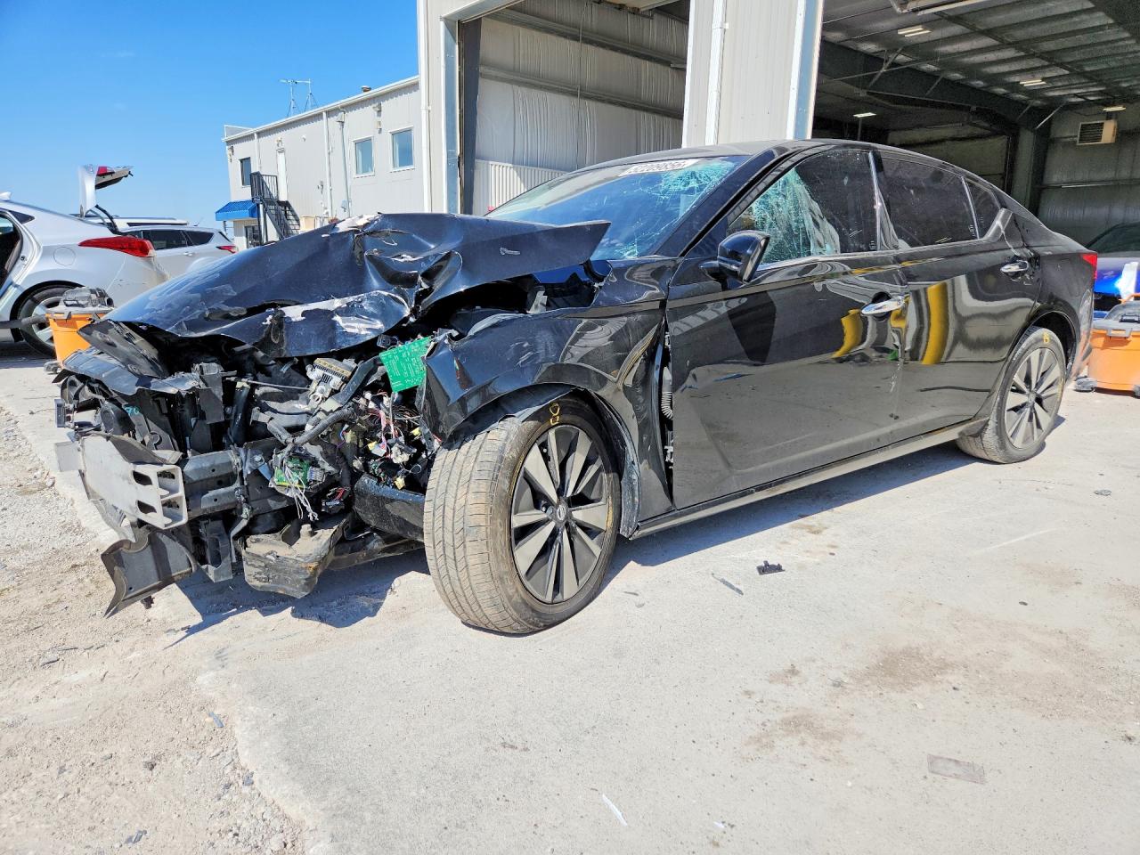 2020 Nissan Altima Sl Черный vin: 1N4BL4EV2LC163141