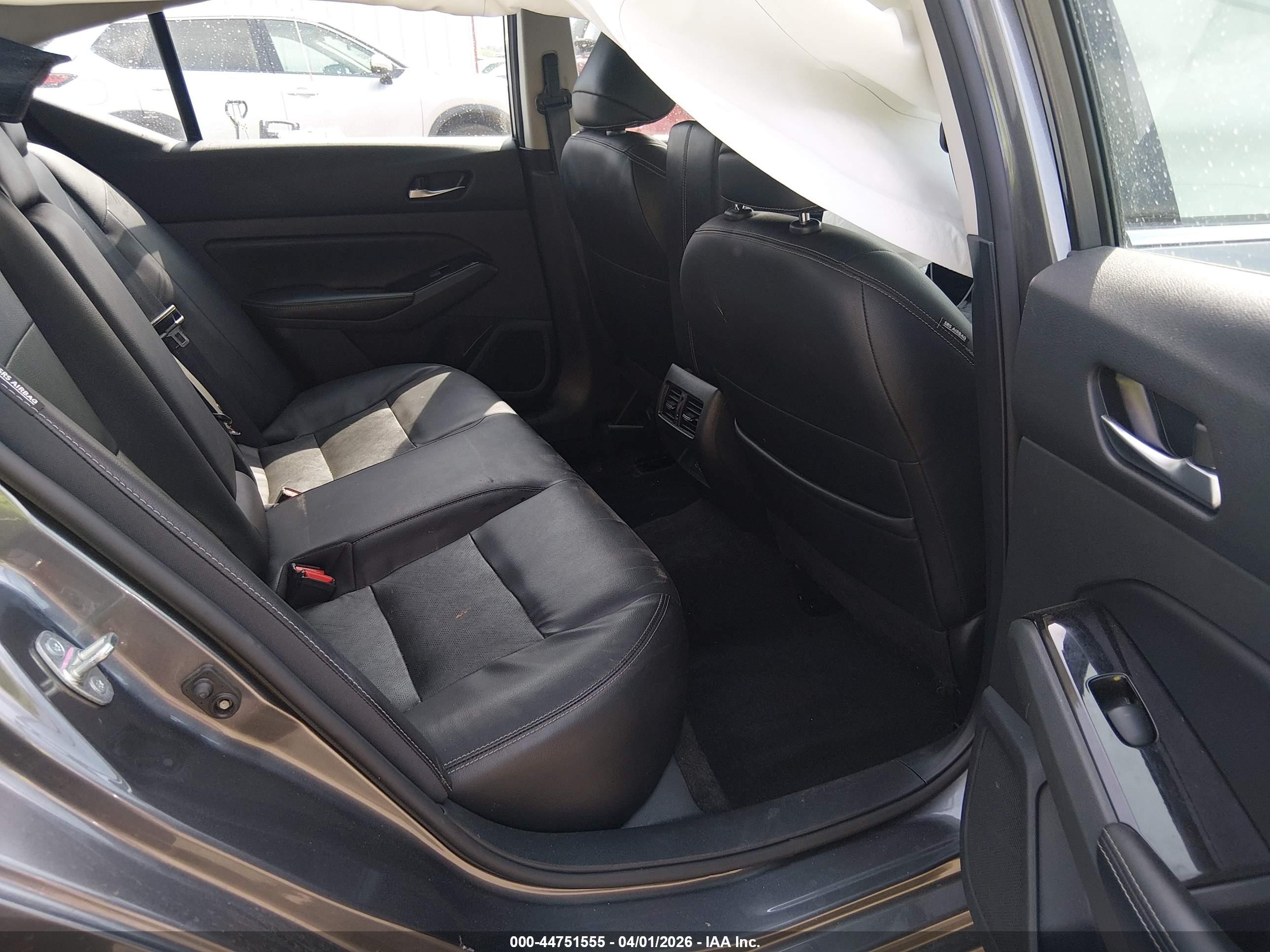 2023 Nissan Altima Sl Fwd Серебряный vin: 1N4BL4EV8PN345033