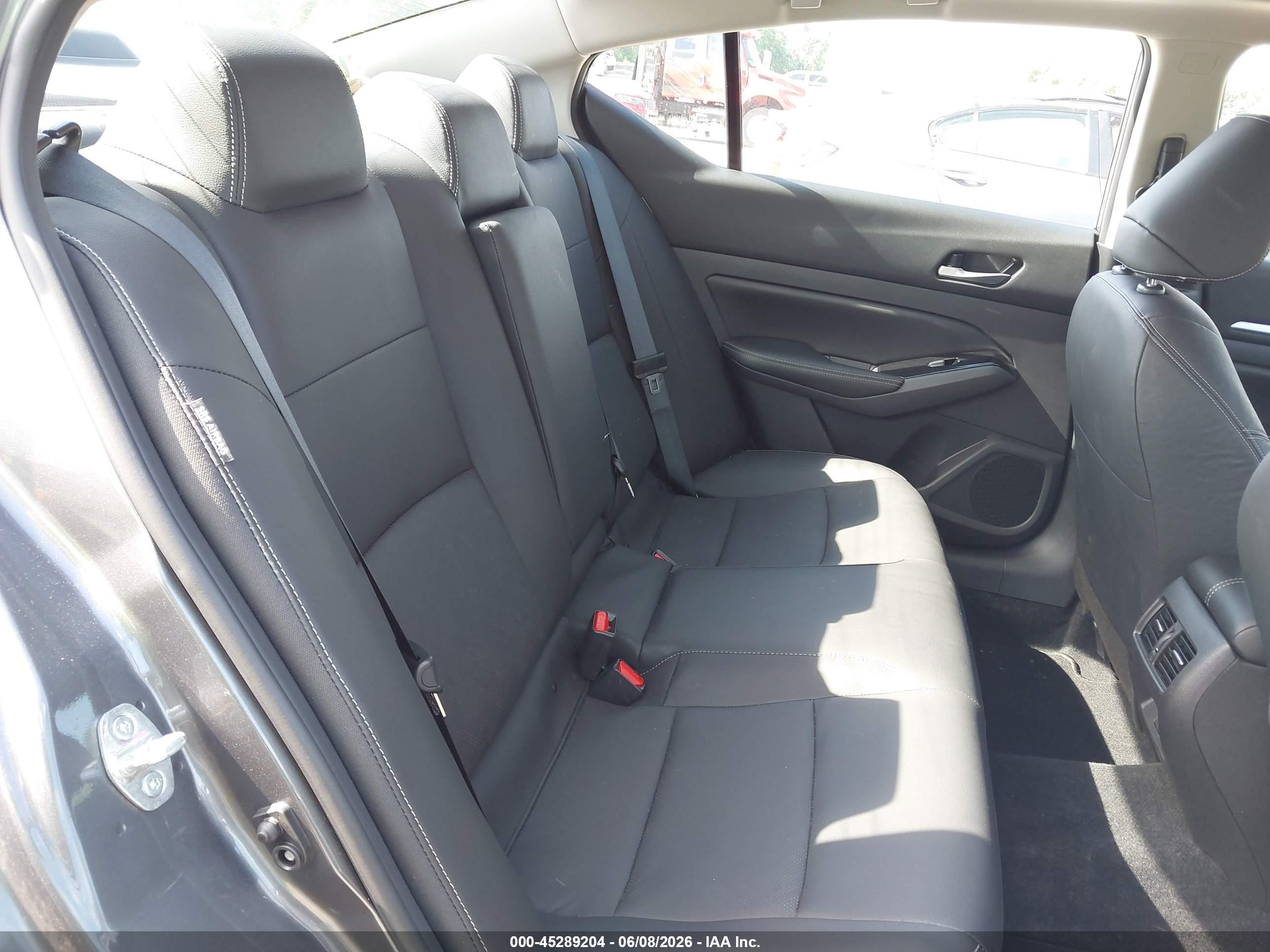 2025 Nissan Altima Sl Awd Gray vin: 1N4BL4EW6SN429577