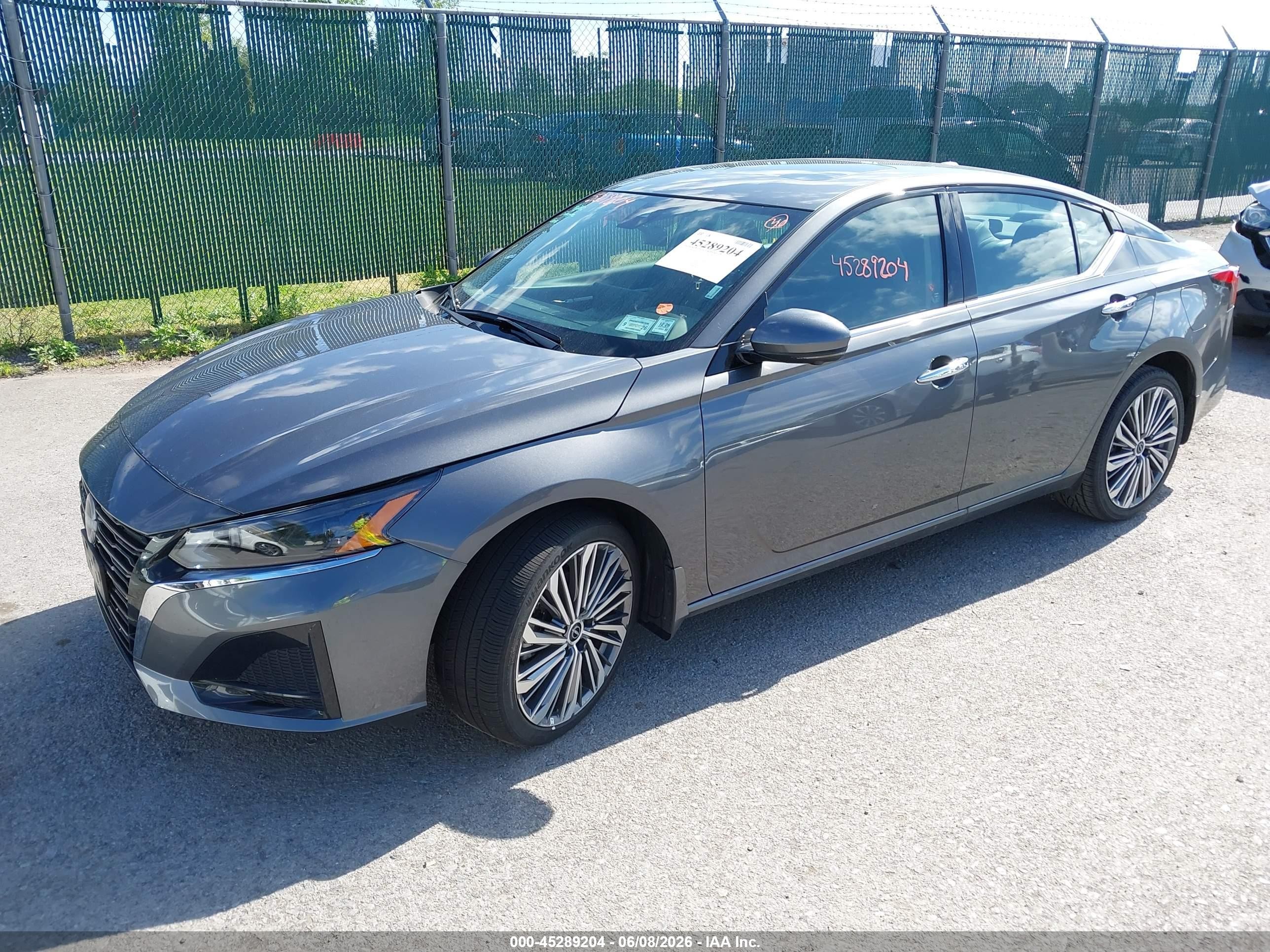 2025 Nissan Altima Sl Awd Gray vin: 1N4BL4EW6SN429577