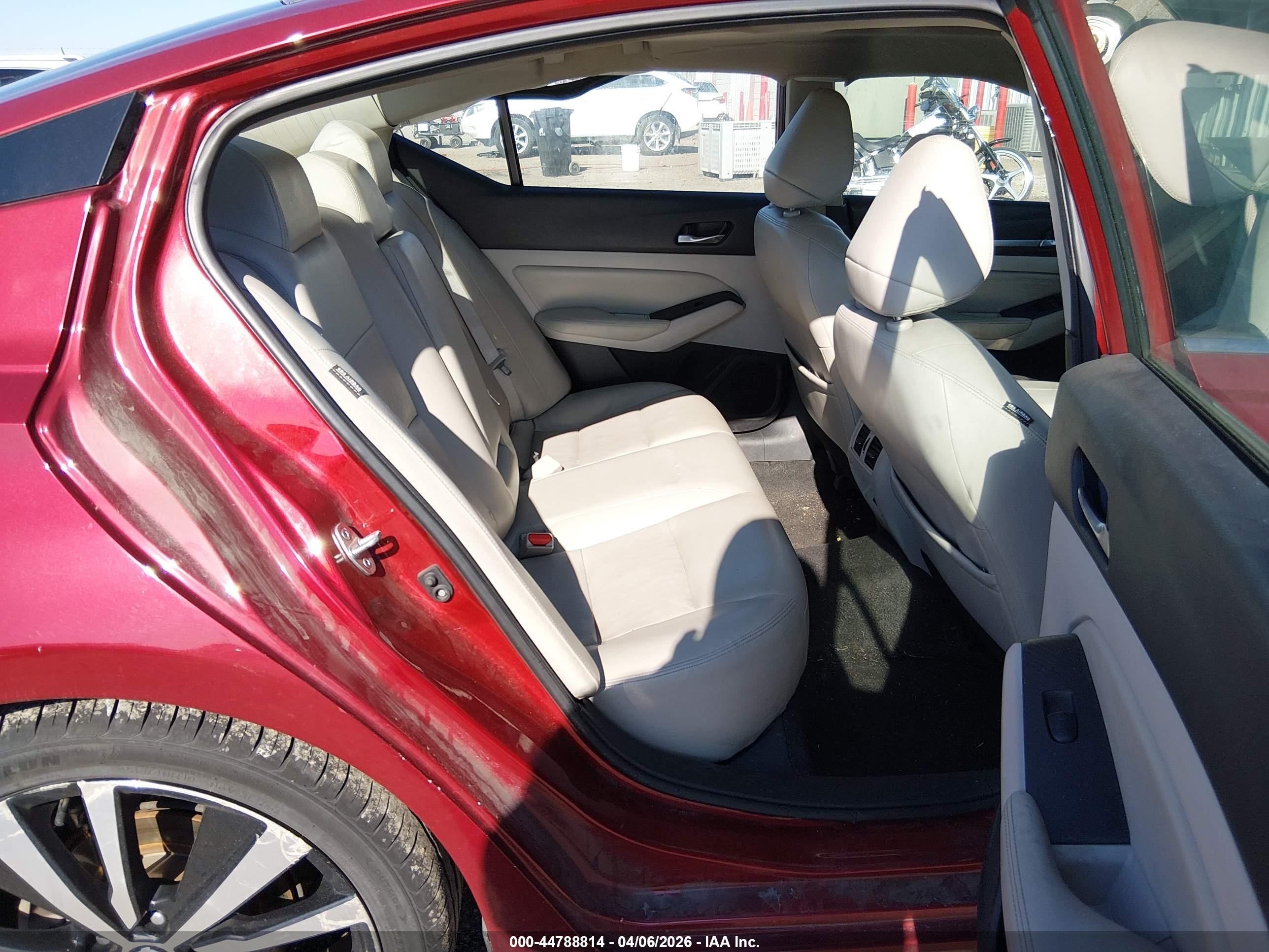 2019 Nissan Altima 2.5 Platinum Red vin: 1N4BL4FV2KC108699