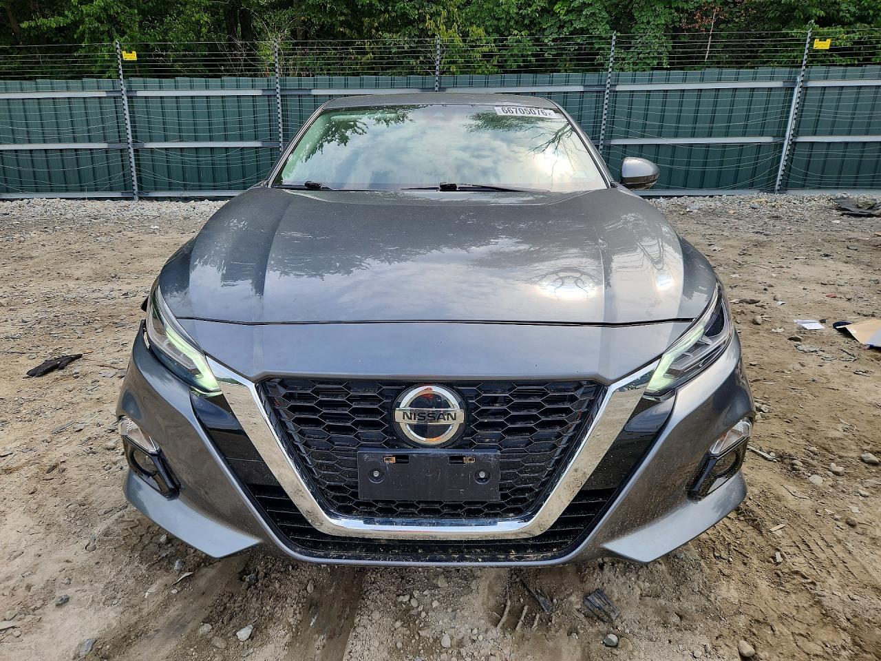 2020 Nissan Altima Platinum Gray vin: 1N4BL4FW6LC112569