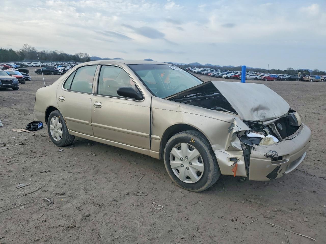 1995 Nissan Altima Xe Tan vin: 1N4BU31D0SC221122