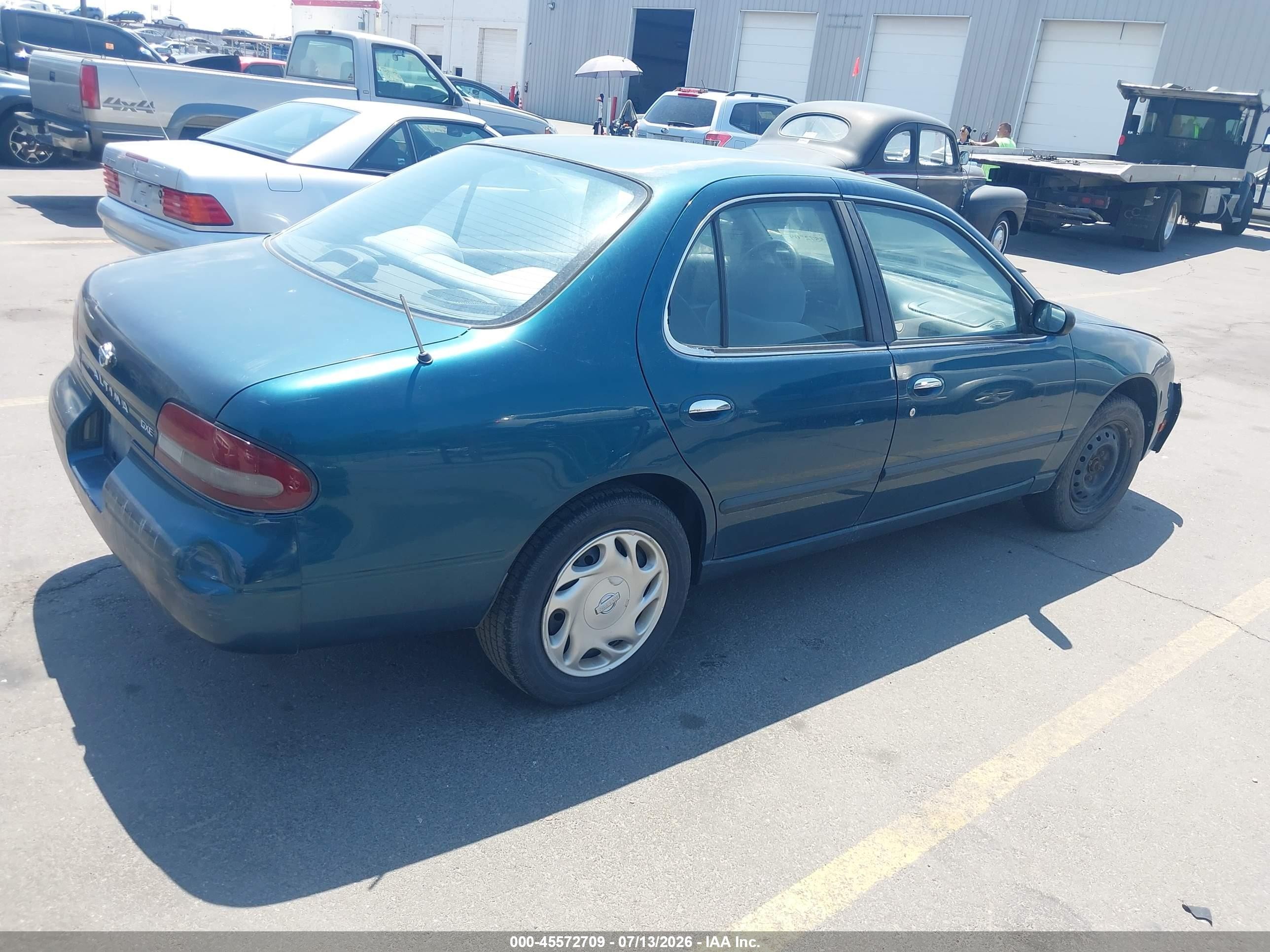 1996 Nissan Altima Xe/gxe/se/gle Blue vin: 1N4BU31D2TC186696