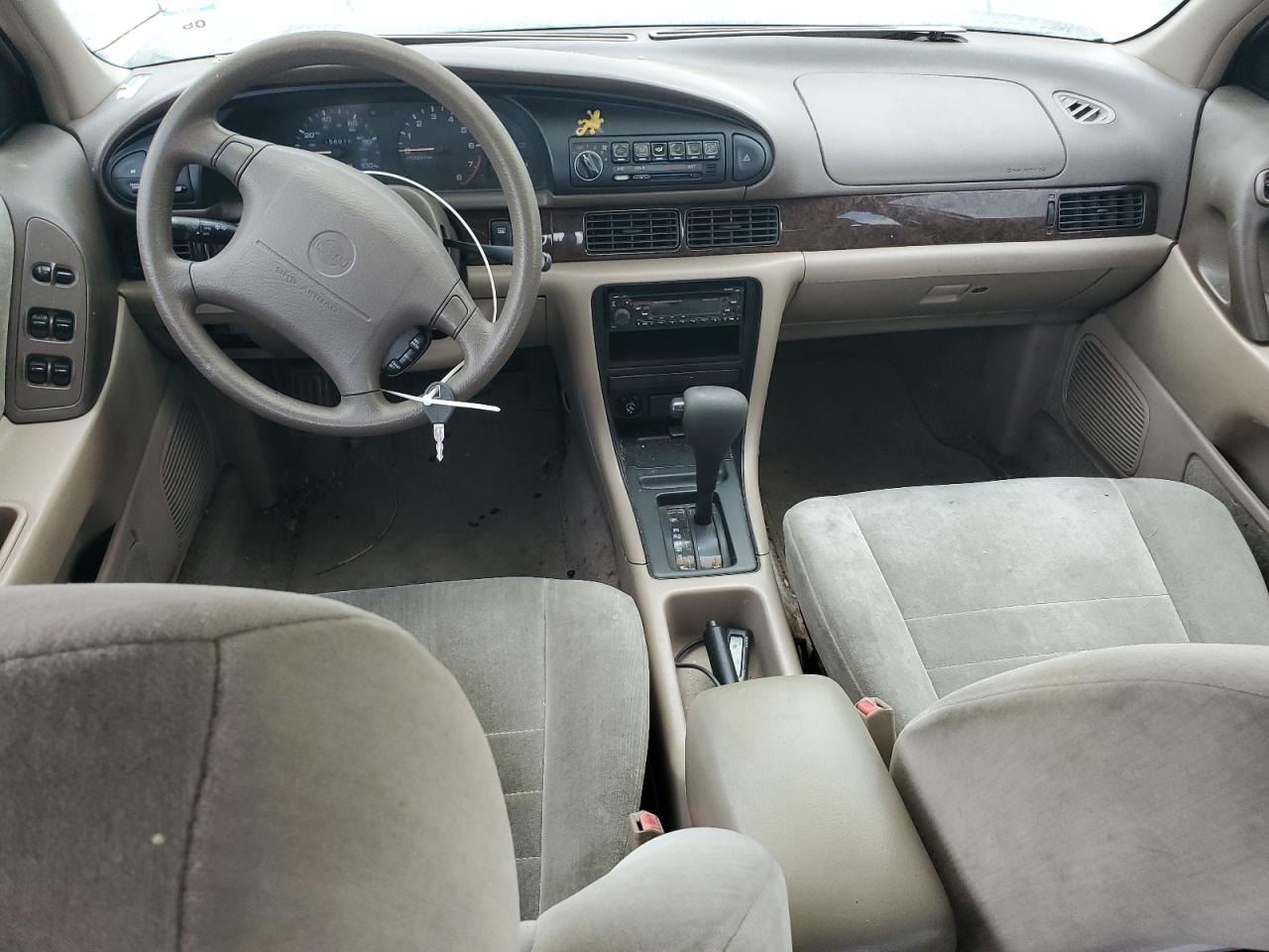 1995 Nissan Altima Xe Серебряный vin: 1N4BU31D5SC184567