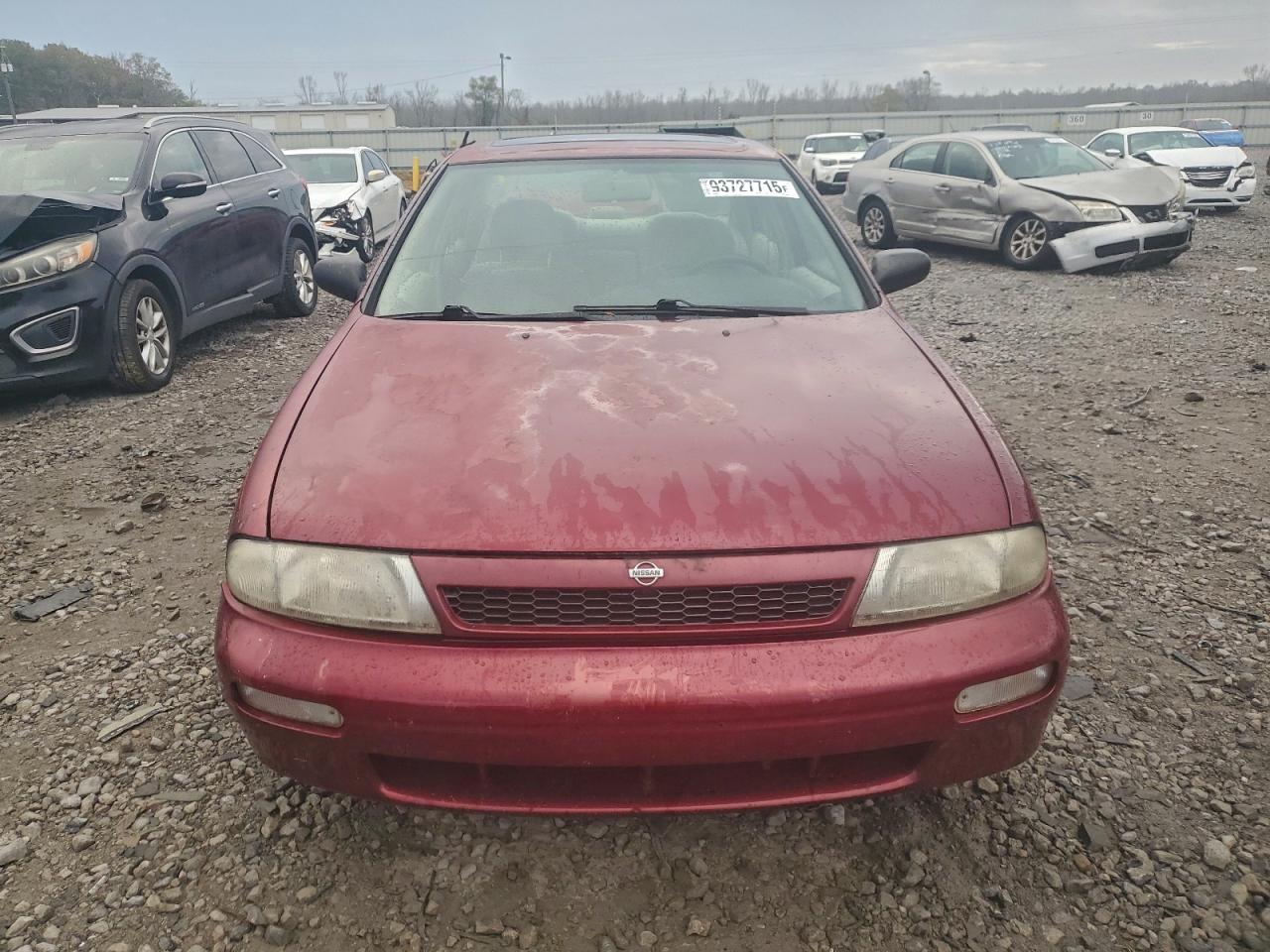 1994 Nissan Altima Xe Burgundy vin: 1N4BU31D7RC220091