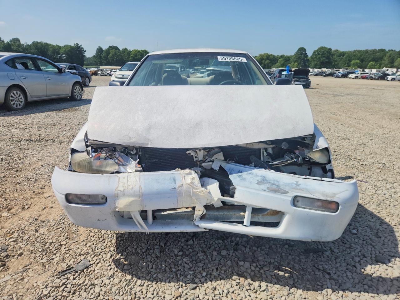 1997 Nissan Altima White vin: 1N4BU31D8VC164463