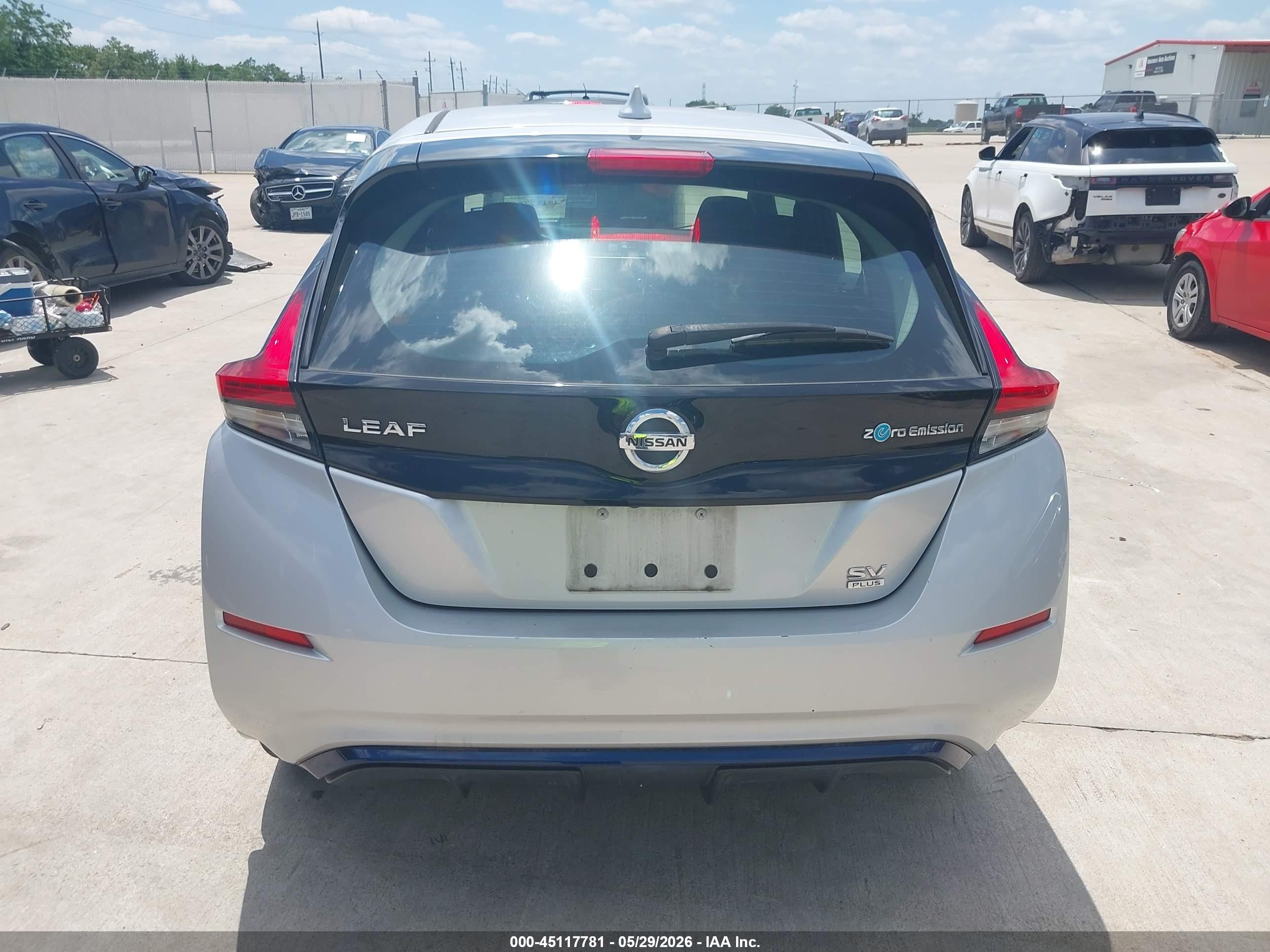 2019 Nissan Leaf Sv Plus Silver vin: 1N4BZ1CP2KC310395