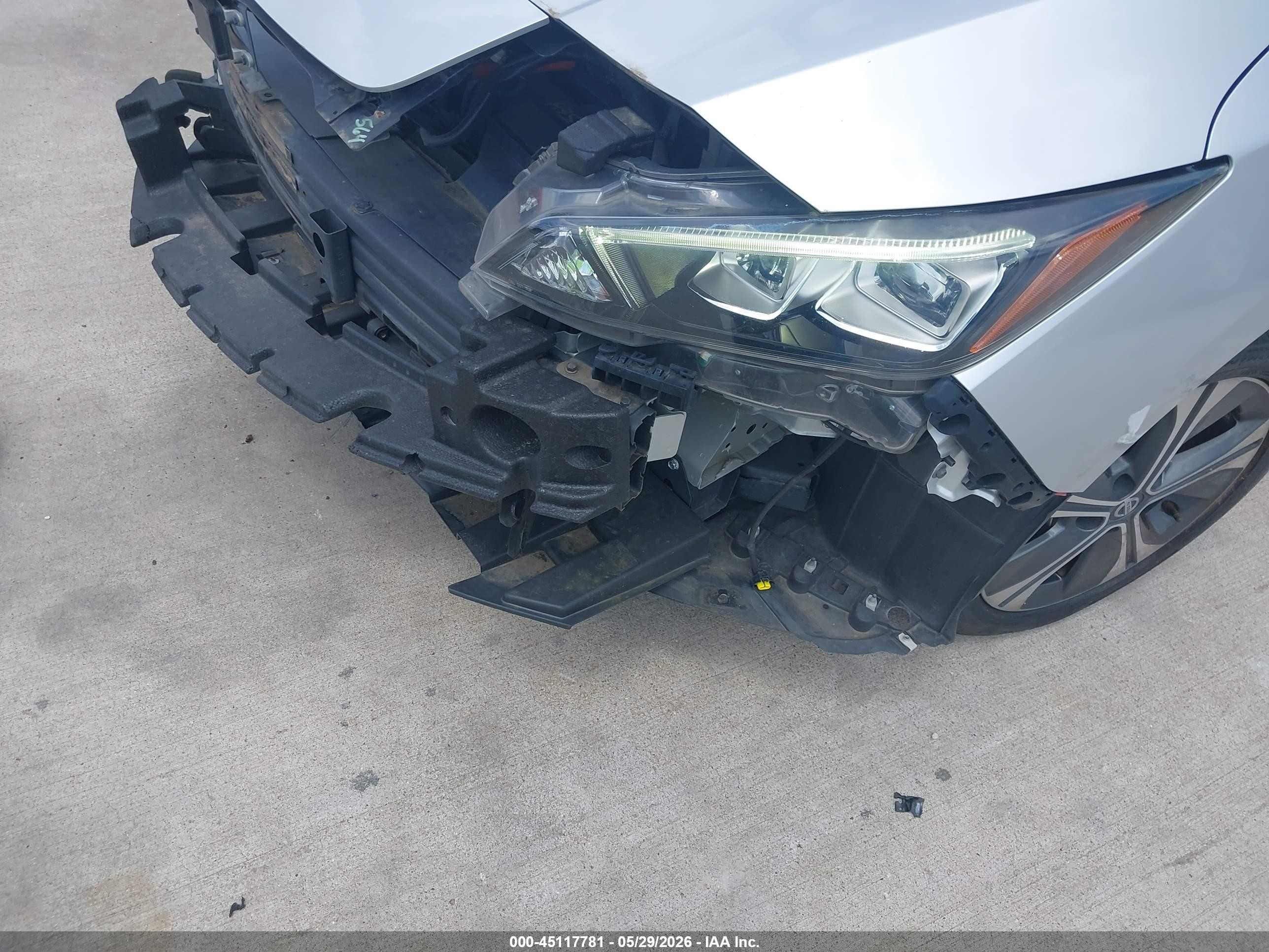 2019 Nissan Leaf Sv Plus Silver vin: 1N4BZ1CP2KC310395