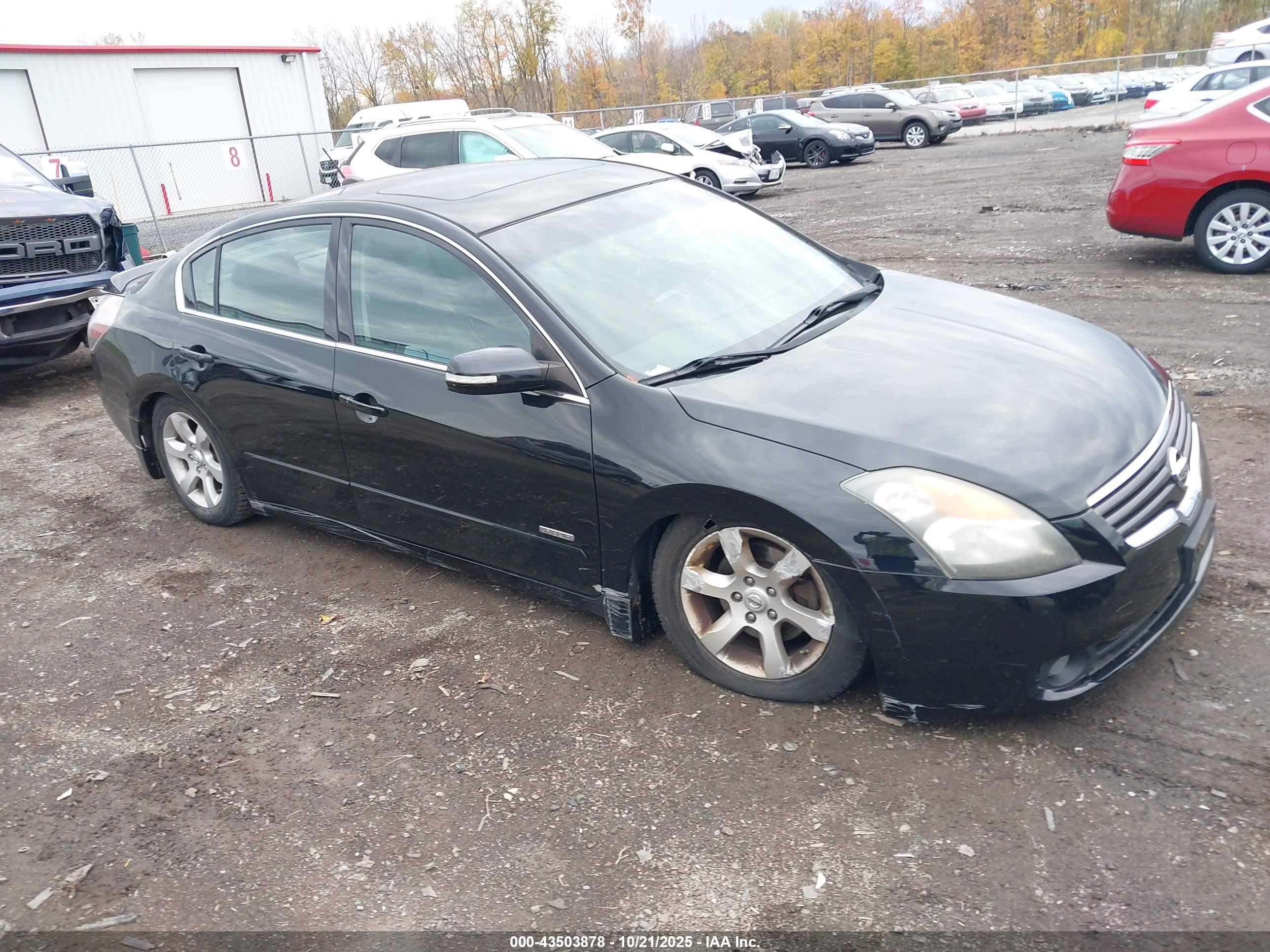 2008 Nissan Altima Hybrid   Black vin: 1N4CL21E08C256455