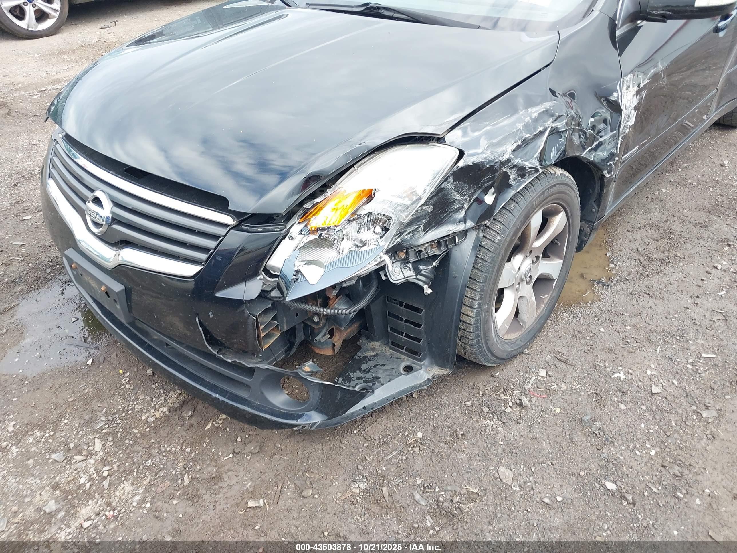 2008 Nissan Altima Hybrid   Black vin: 1N4CL21E08C256455