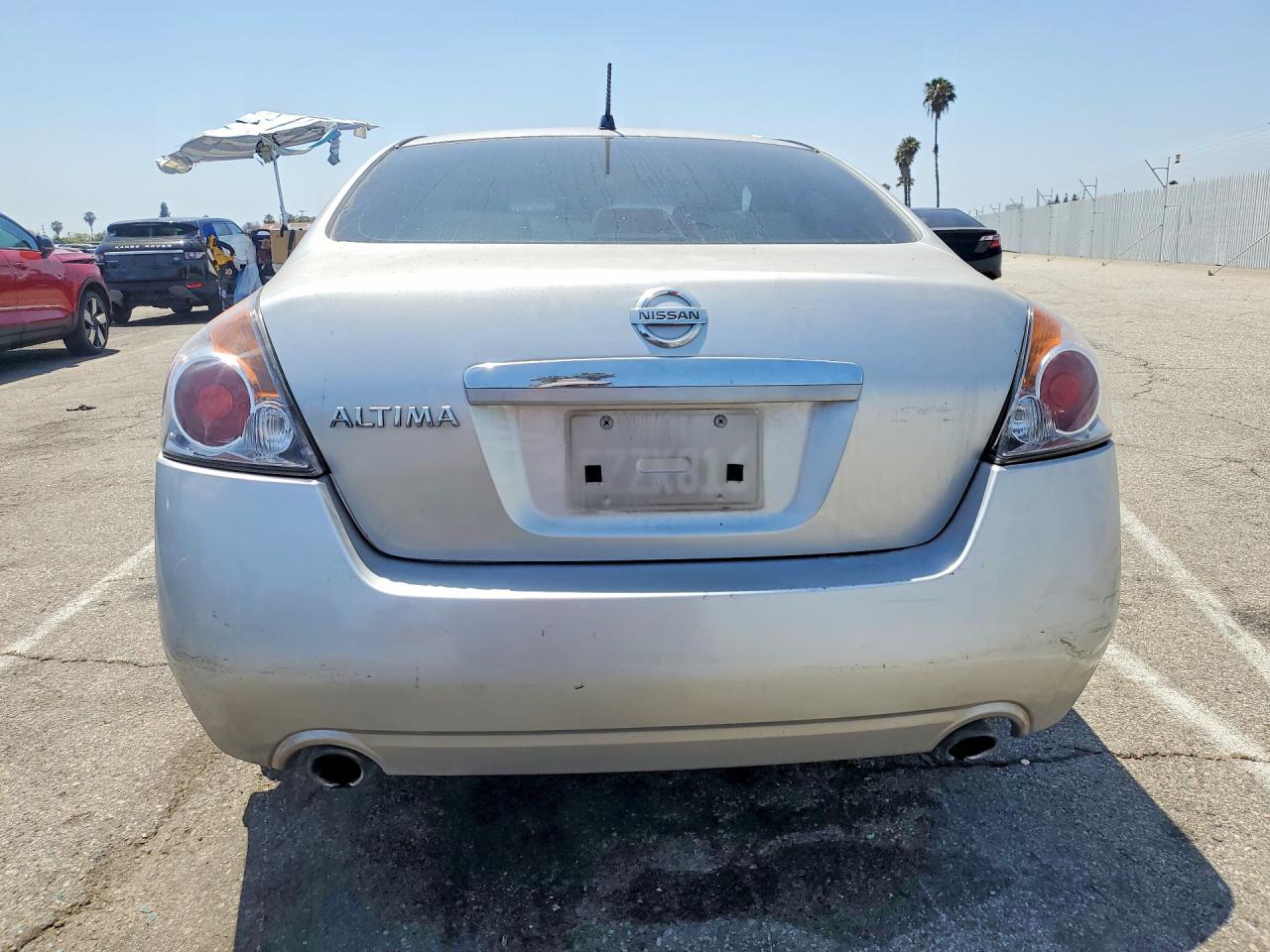 2007 Nissan Altima Hybrid Silver vin: 1N4CL21E17C183613