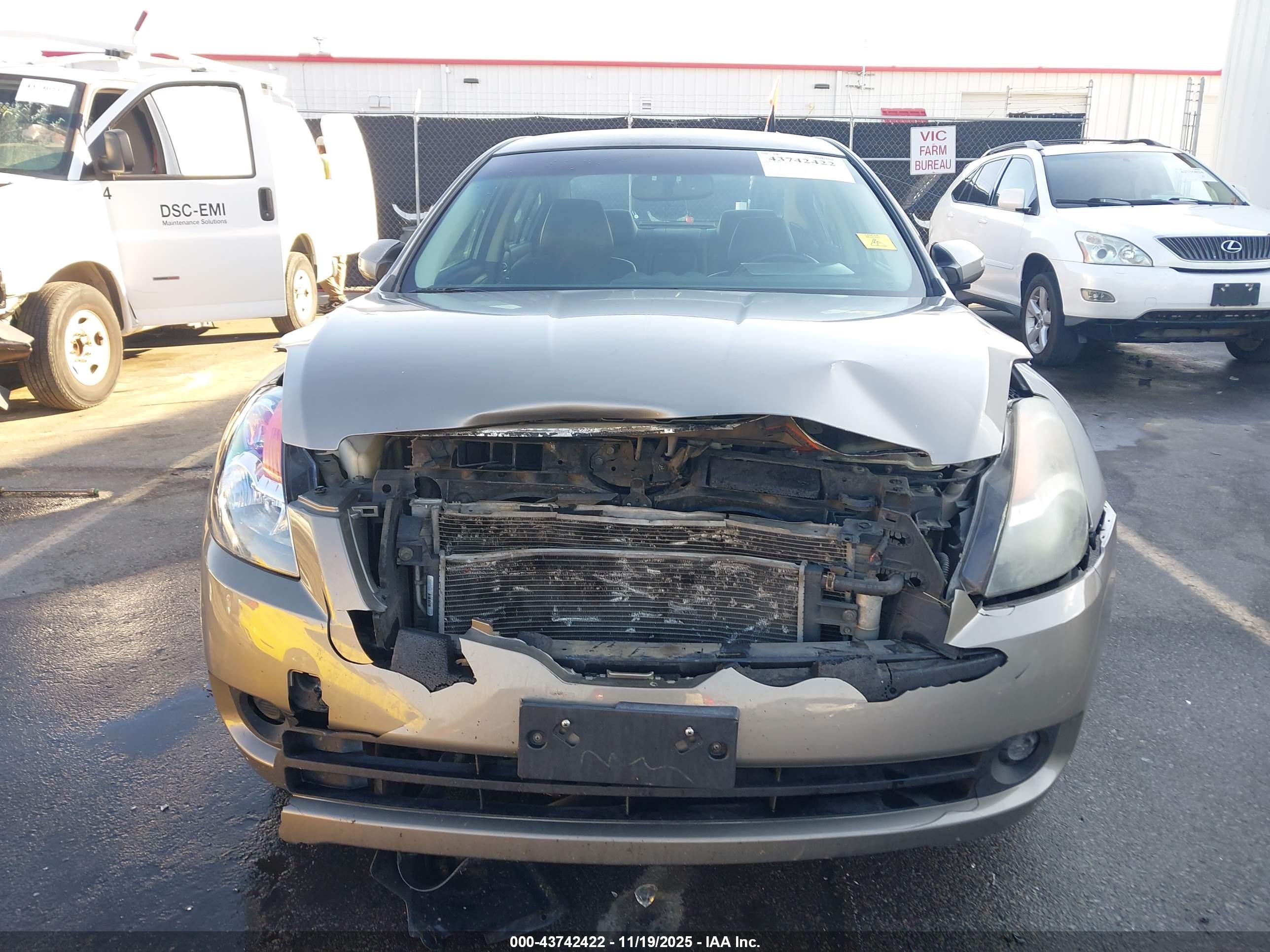 2008 Nissan Altima Hybrid   Gray vin: 1N4CL21E28C159659