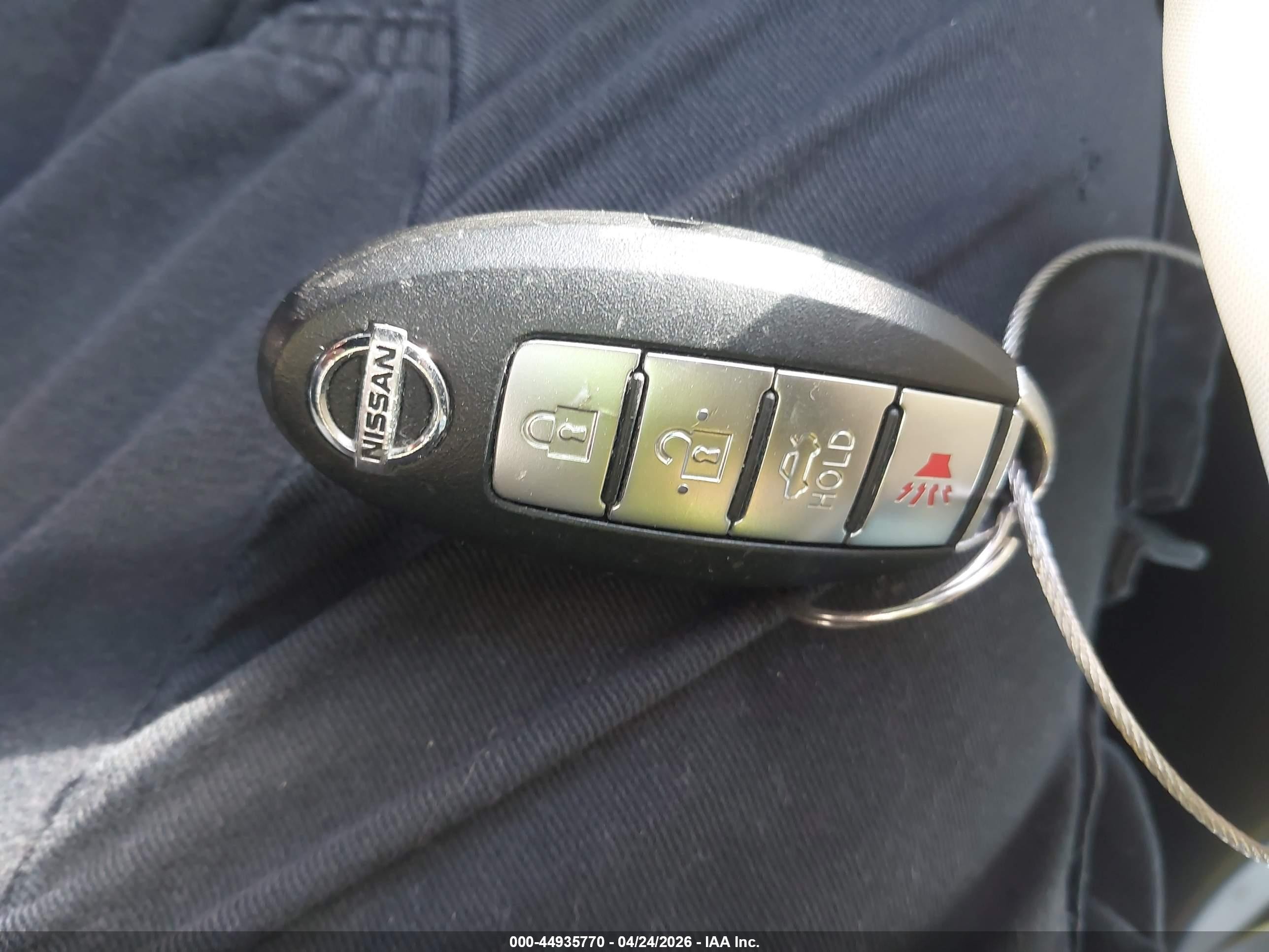 2008 Nissan Altima Hybrid   Silver vin: 1N4CL21E28C215518