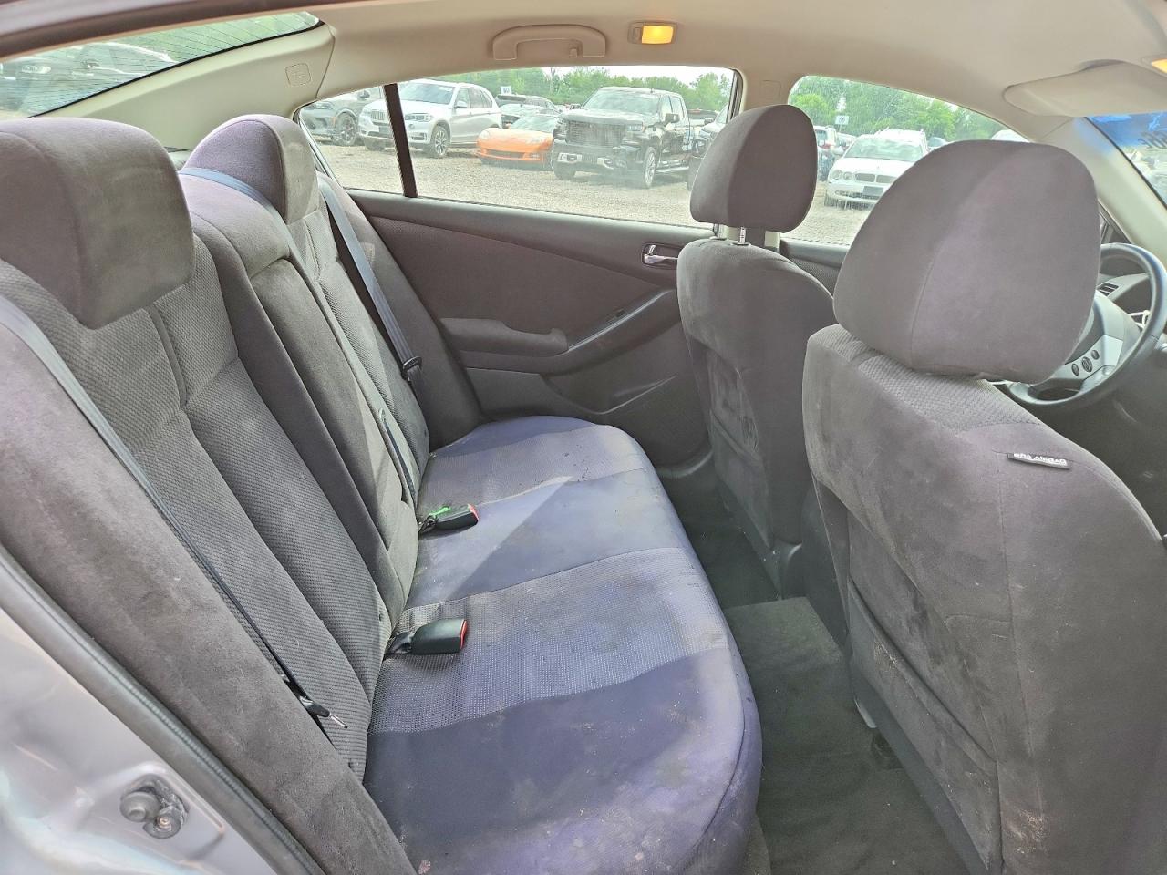 2007 Nissan Altima Hybrid Silver vin: 1N4CL21E37C201495