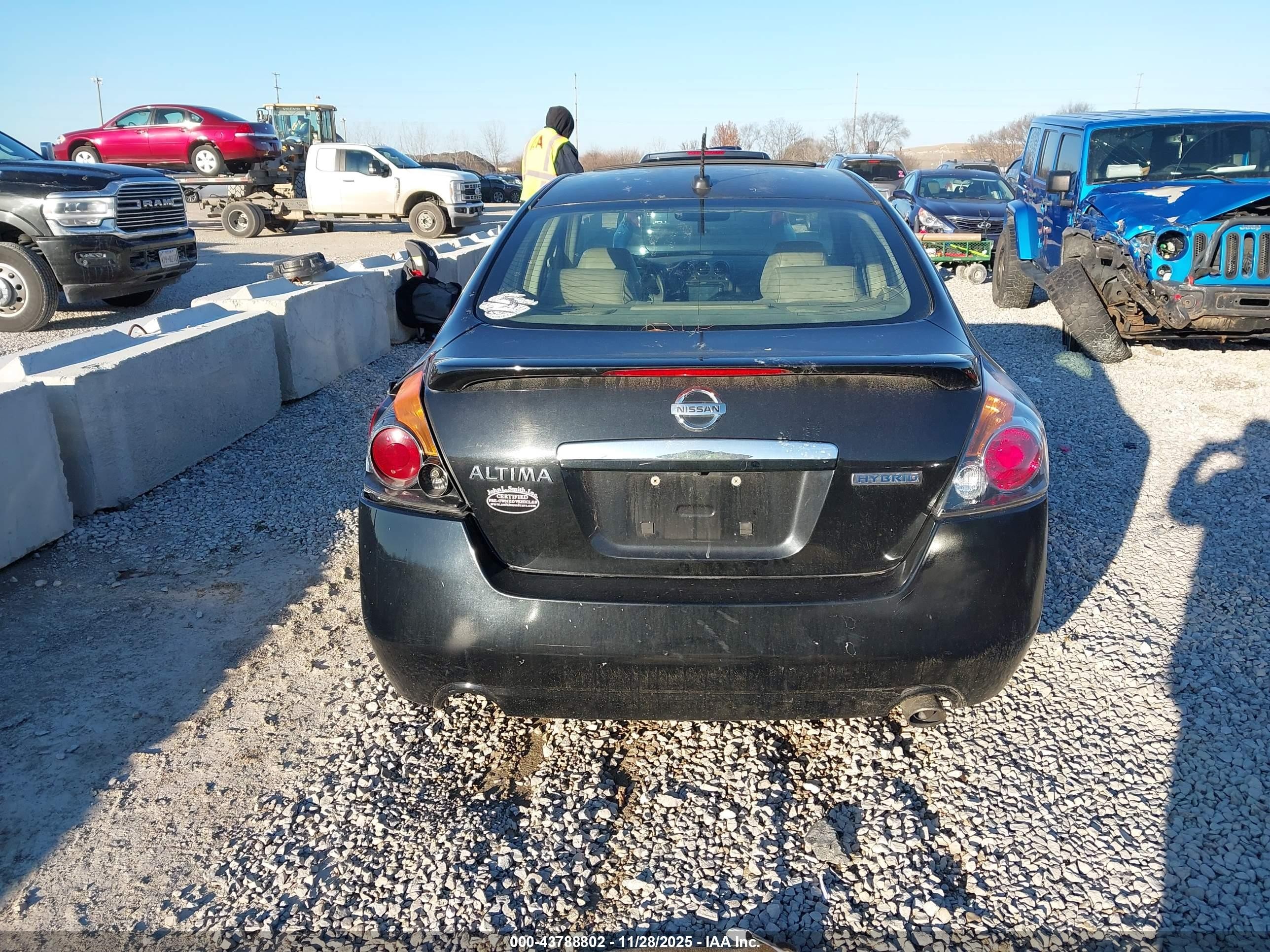 2008 Nissan Altima Hybrid   Black vin: 1N4CL21E38C143650