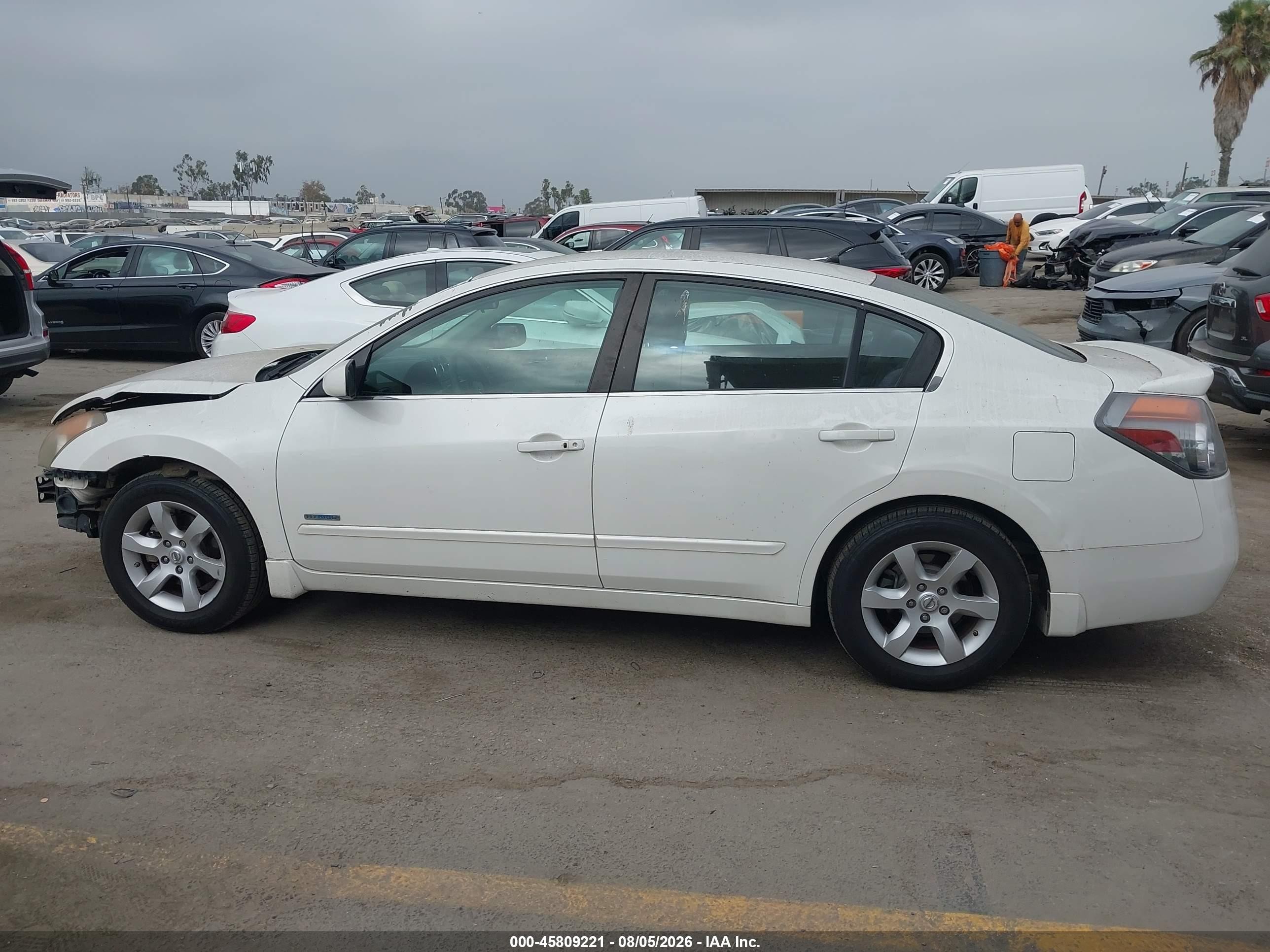 2008 Nissan Altima Hybrid   Белый vin: 1N4CL21E38C226138
