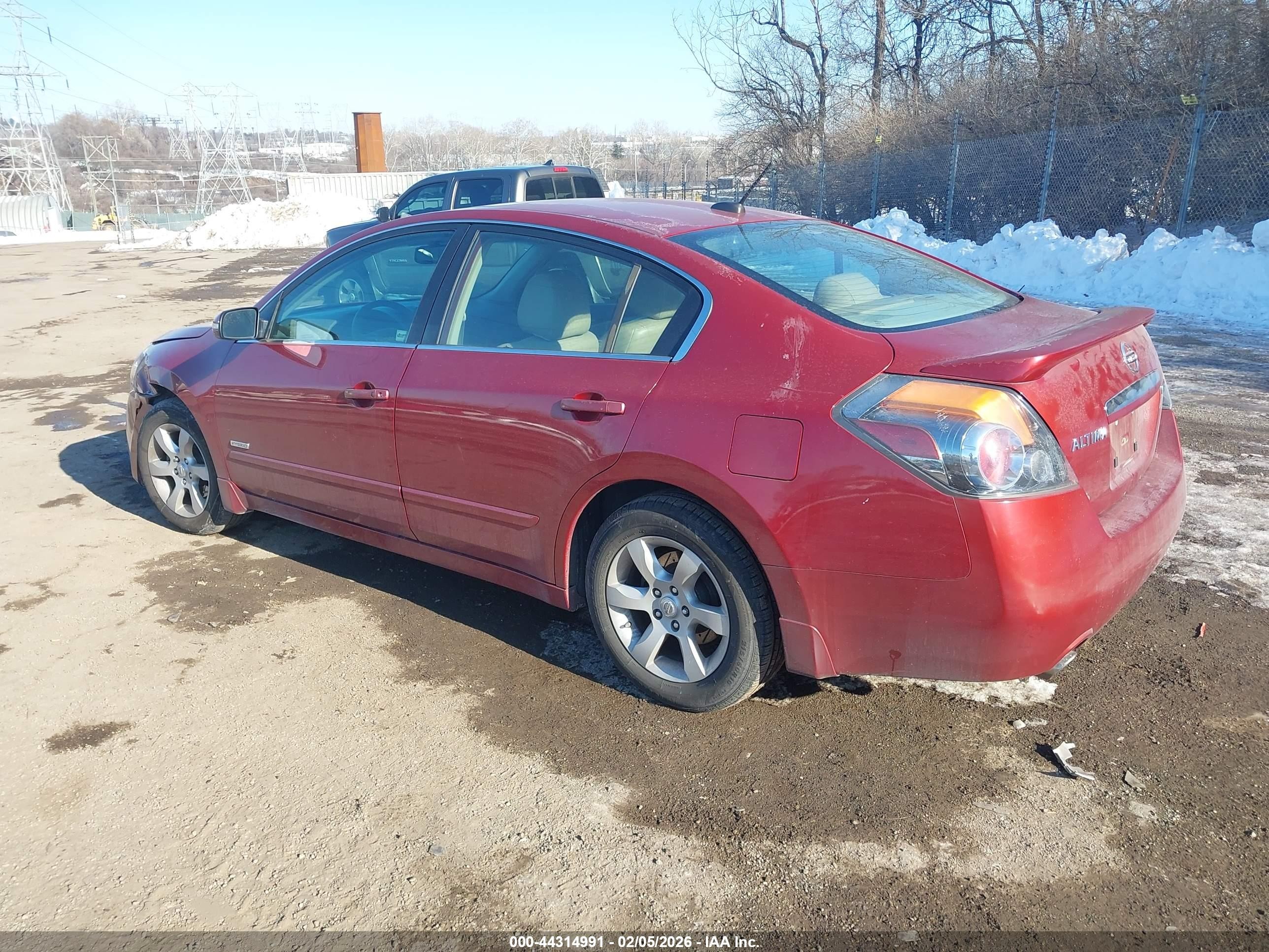 2008 Nissan Altima Hybrid   Red vin: 1N4CL21E48C173000