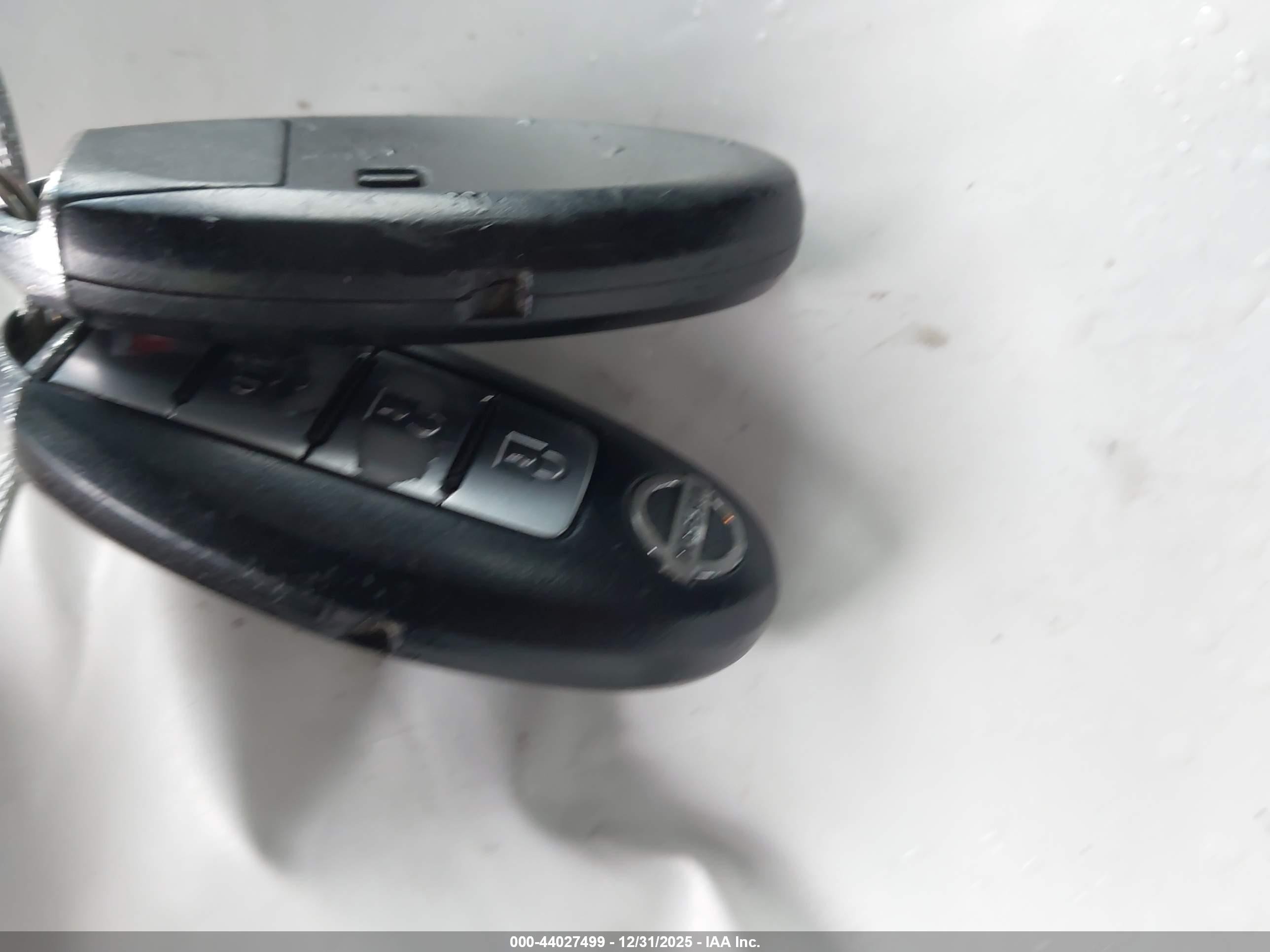 2008 Nissan Altima Hybrid   Silver vin: 1N4CL21E48C200941