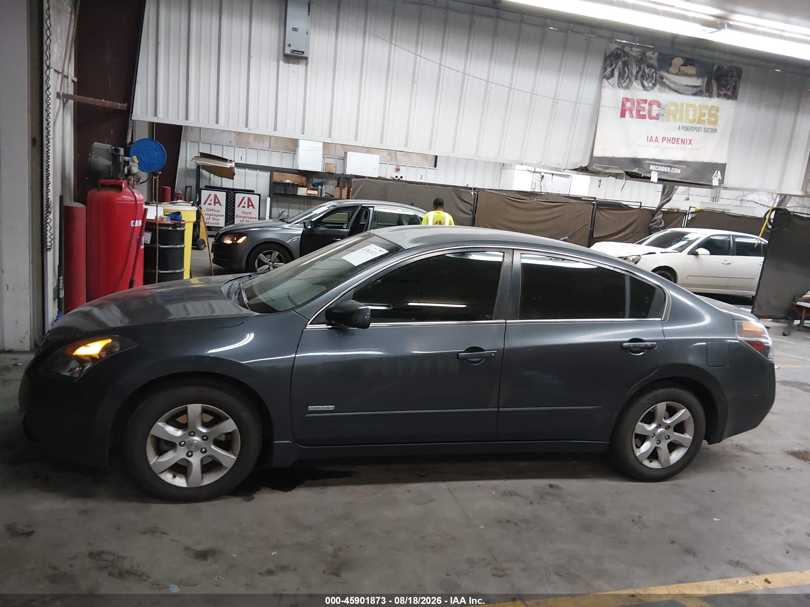 2007 Nissan Altima Hybrid   Gray vin: 1N4CL21E57C211719