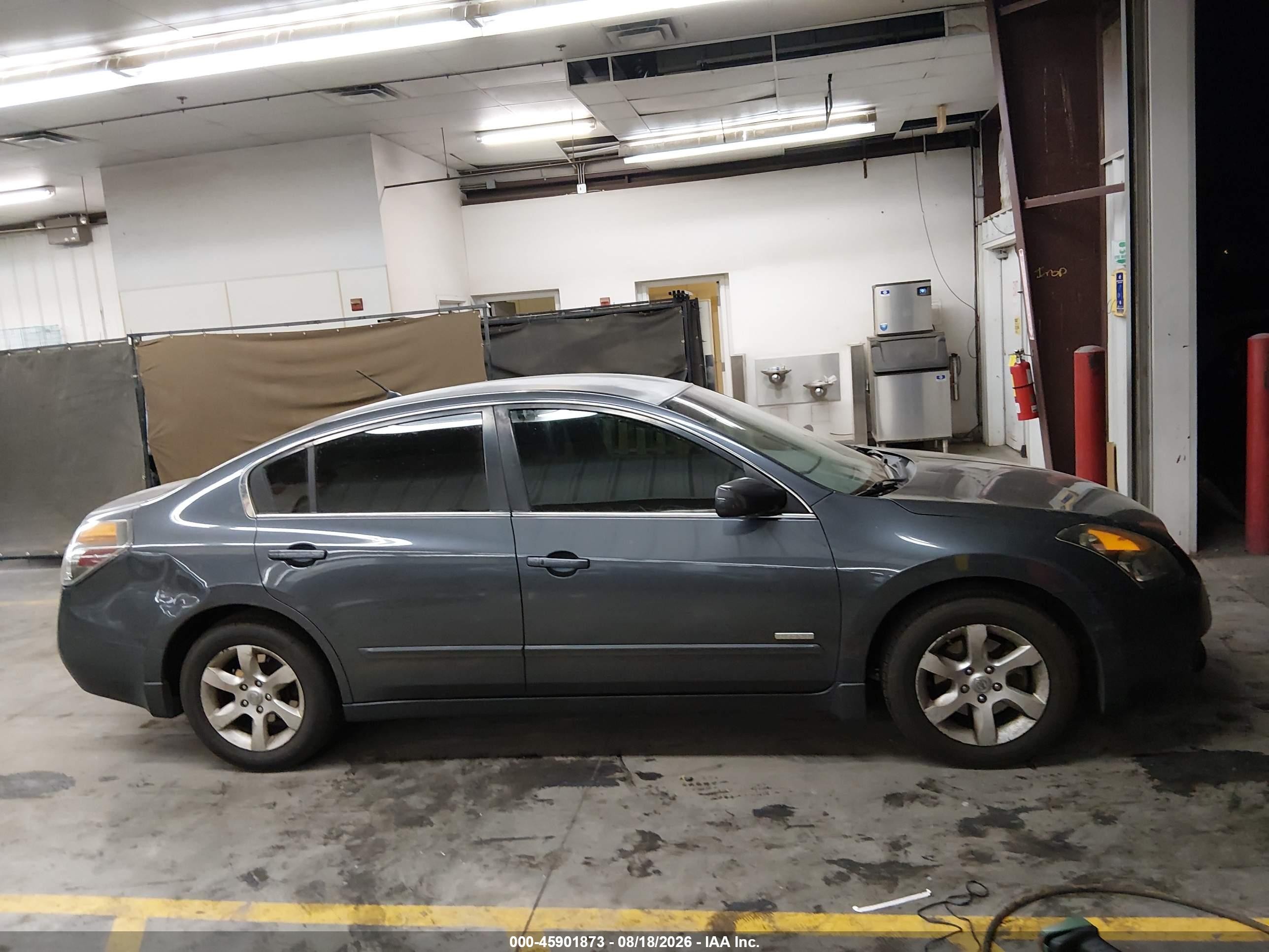 2007 Nissan Altima Hybrid   Gray vin: 1N4CL21E57C211719