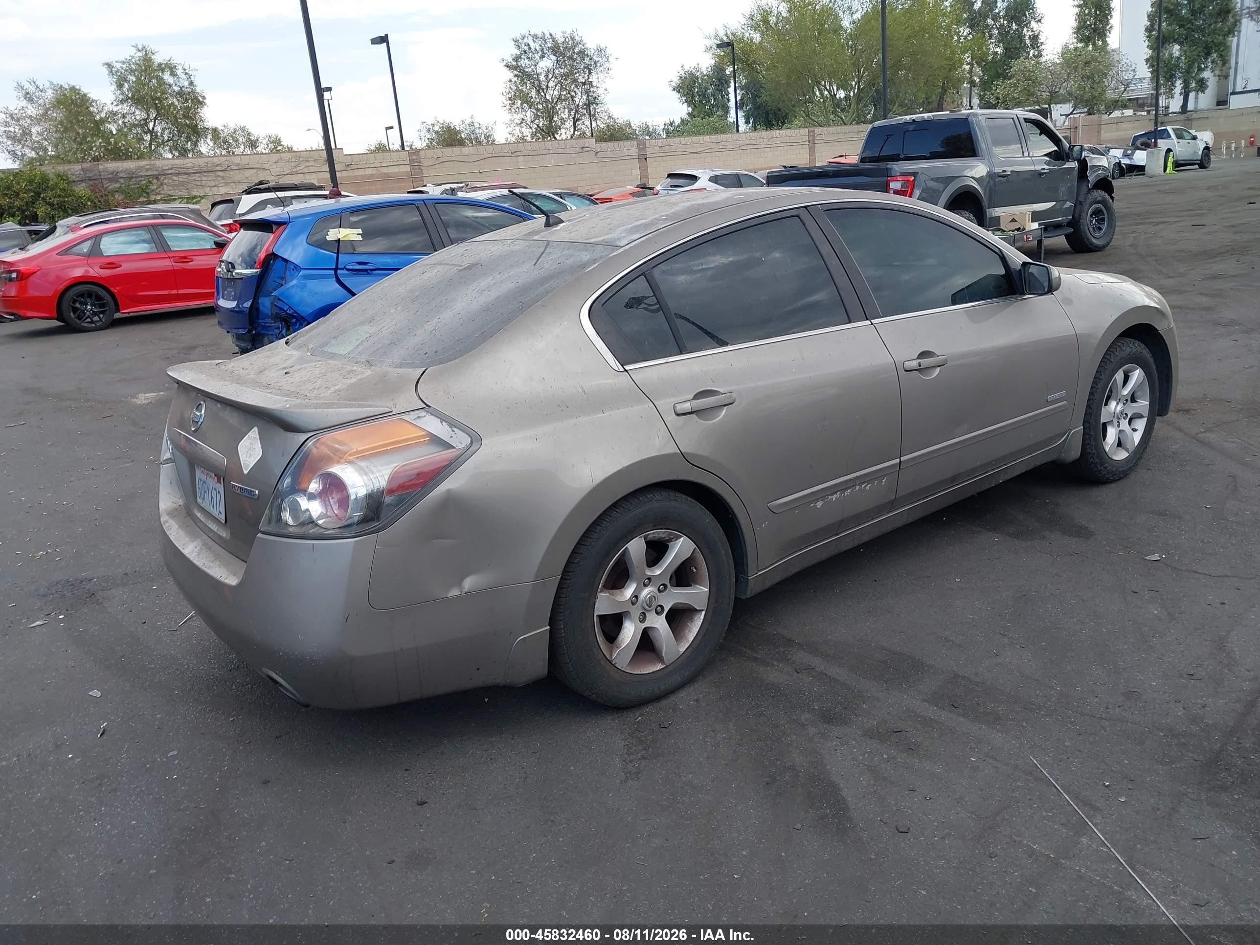 2007 Nissan Altima Hybrid   Gold vin: 1N4CL21E57C221523