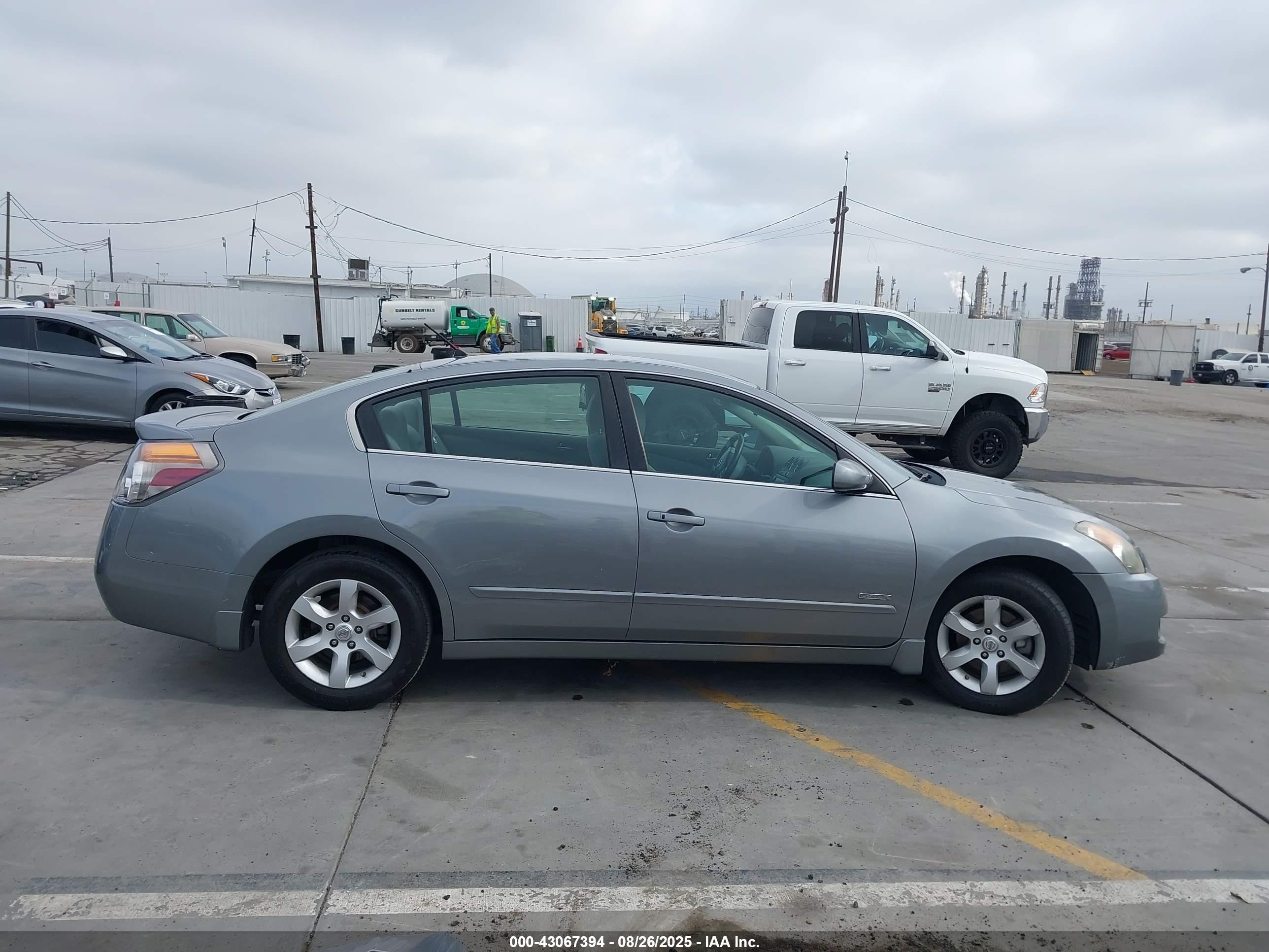 2007 Nissan Altima Hybrid   Gray vin: 1N4CL21E67C231638