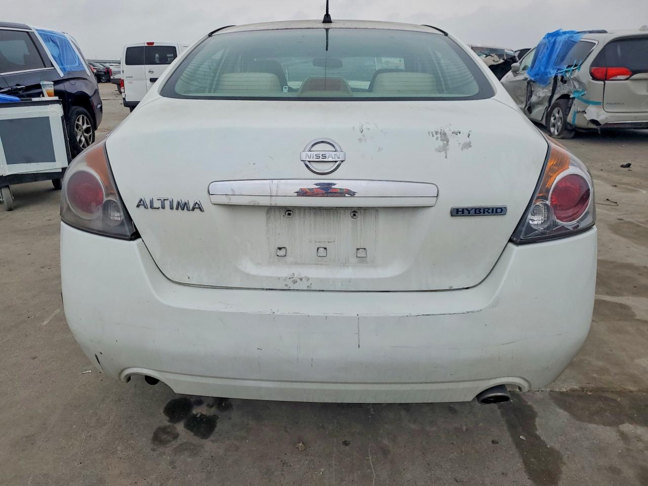 2009 Nissan Altima Hybrid White vin: 1N4CL21E69C128903