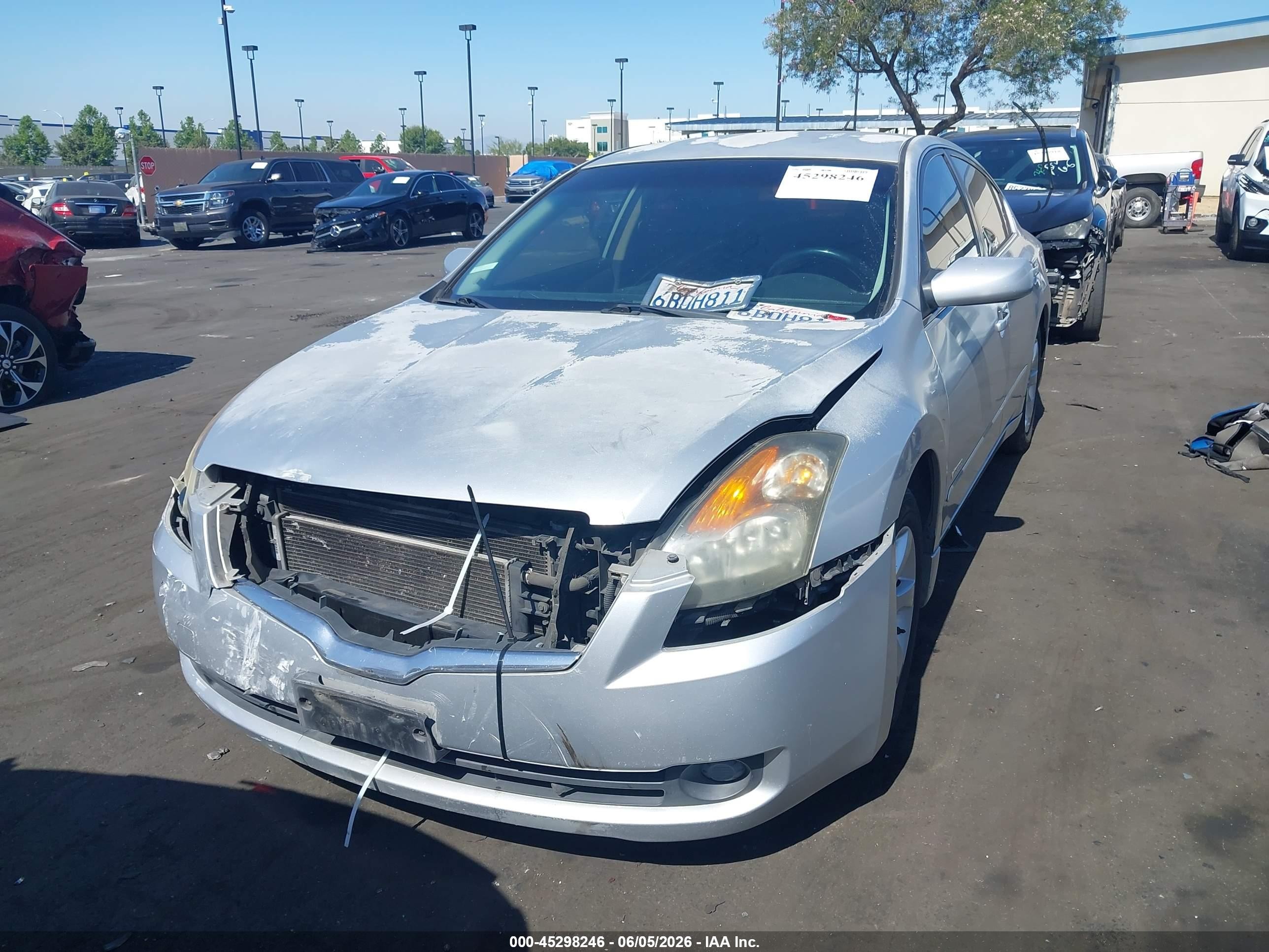 2007 Nissan Altima Hybrid   Silver vin: 1N4CL21E77C178853