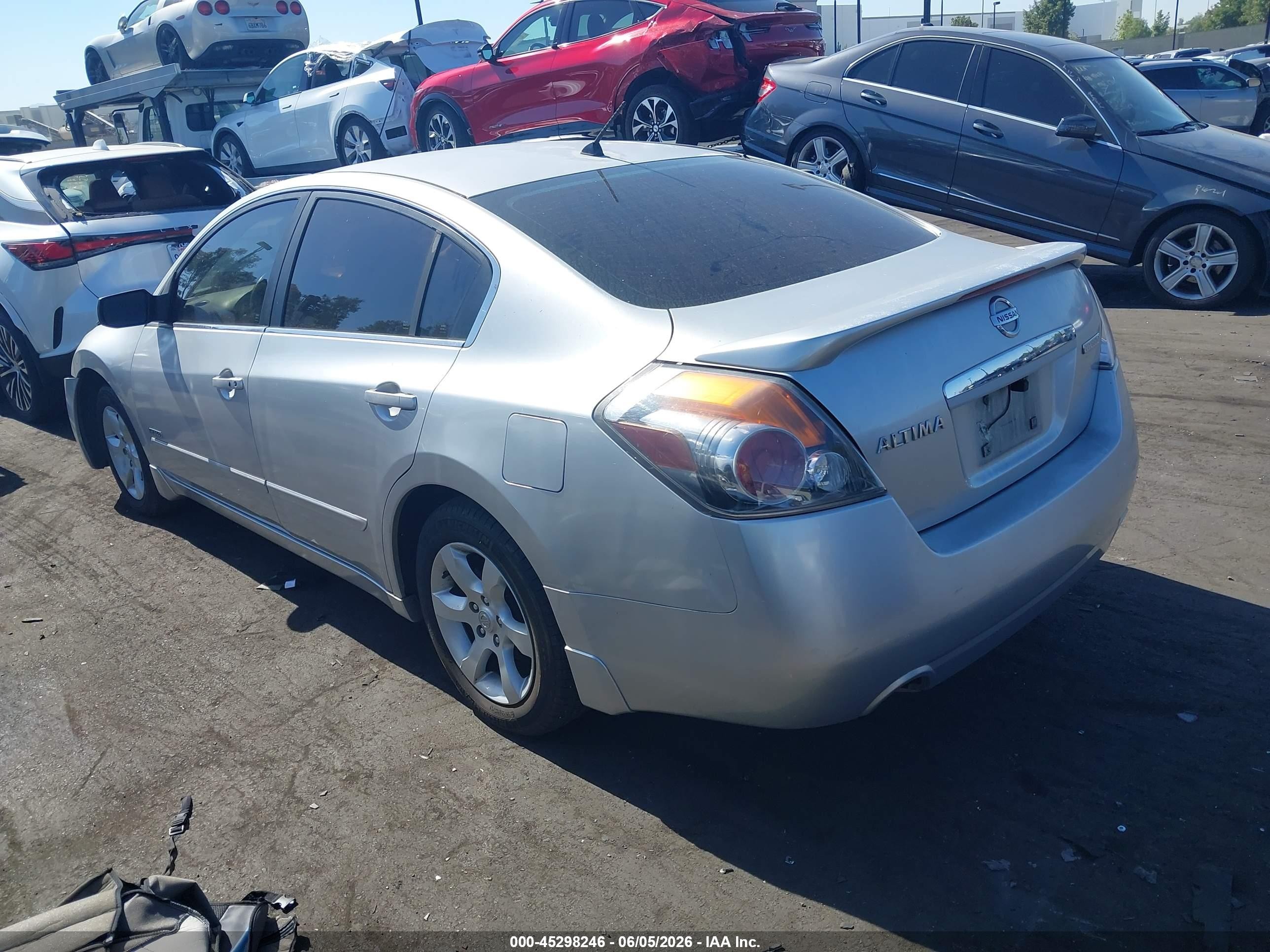 2007 Nissan Altima Hybrid   Silver vin: 1N4CL21E77C178853