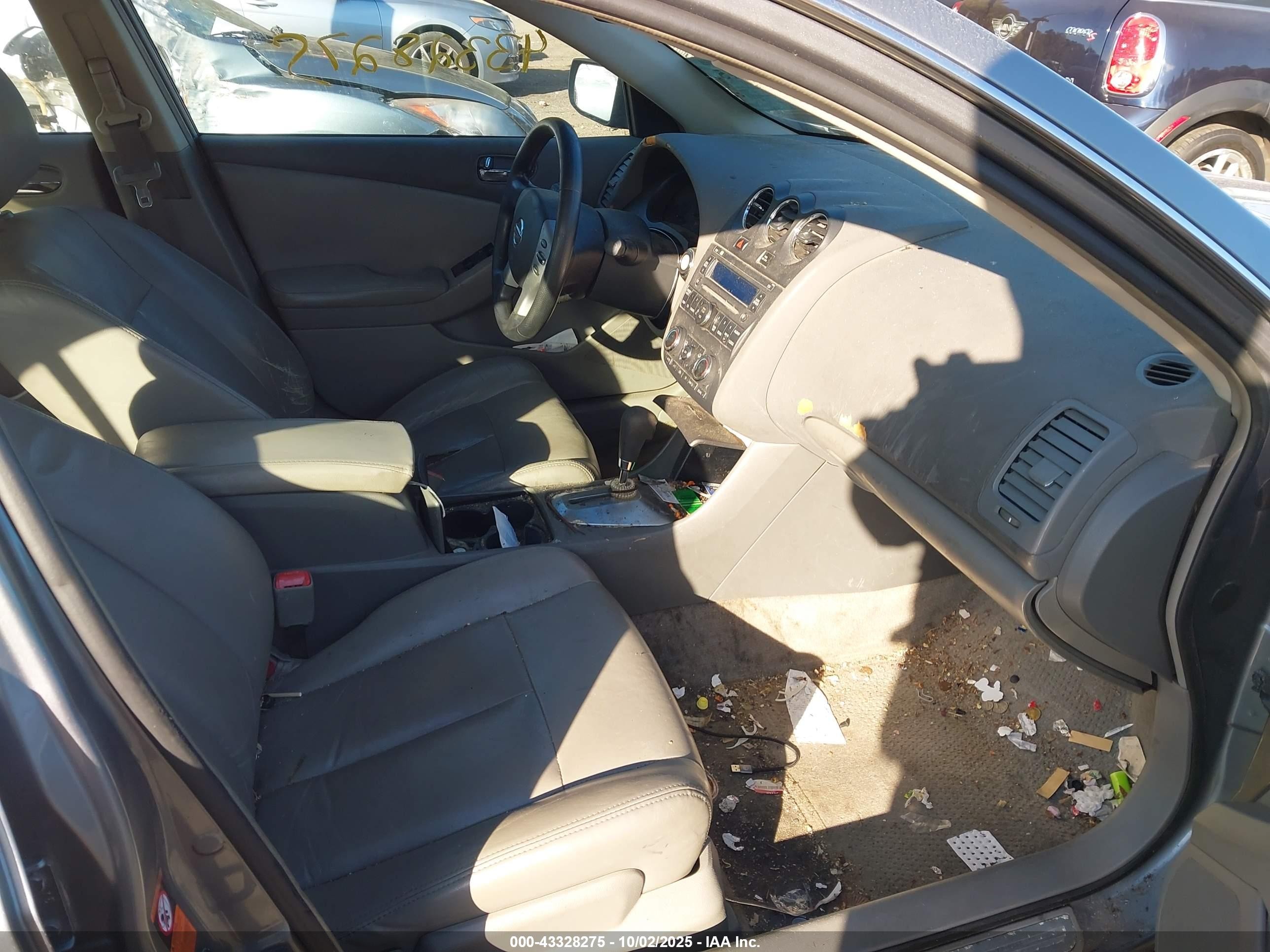 2007 Nissan Altima Hybrid   Silver vin: 1N4CL21E77C237223