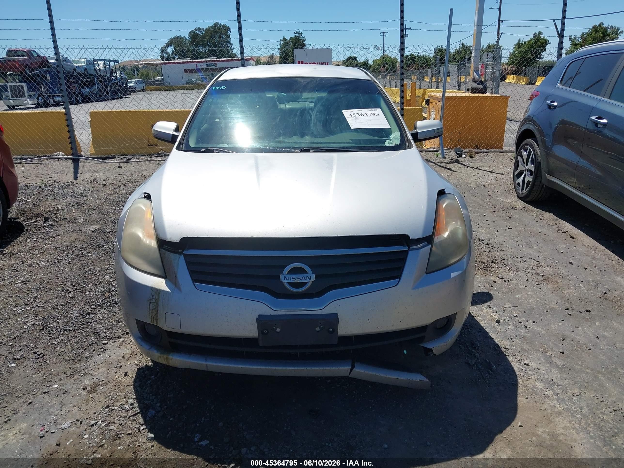 2008 Nissan Altima Hybrid   Silver vin: 1N4CL21E88C137729