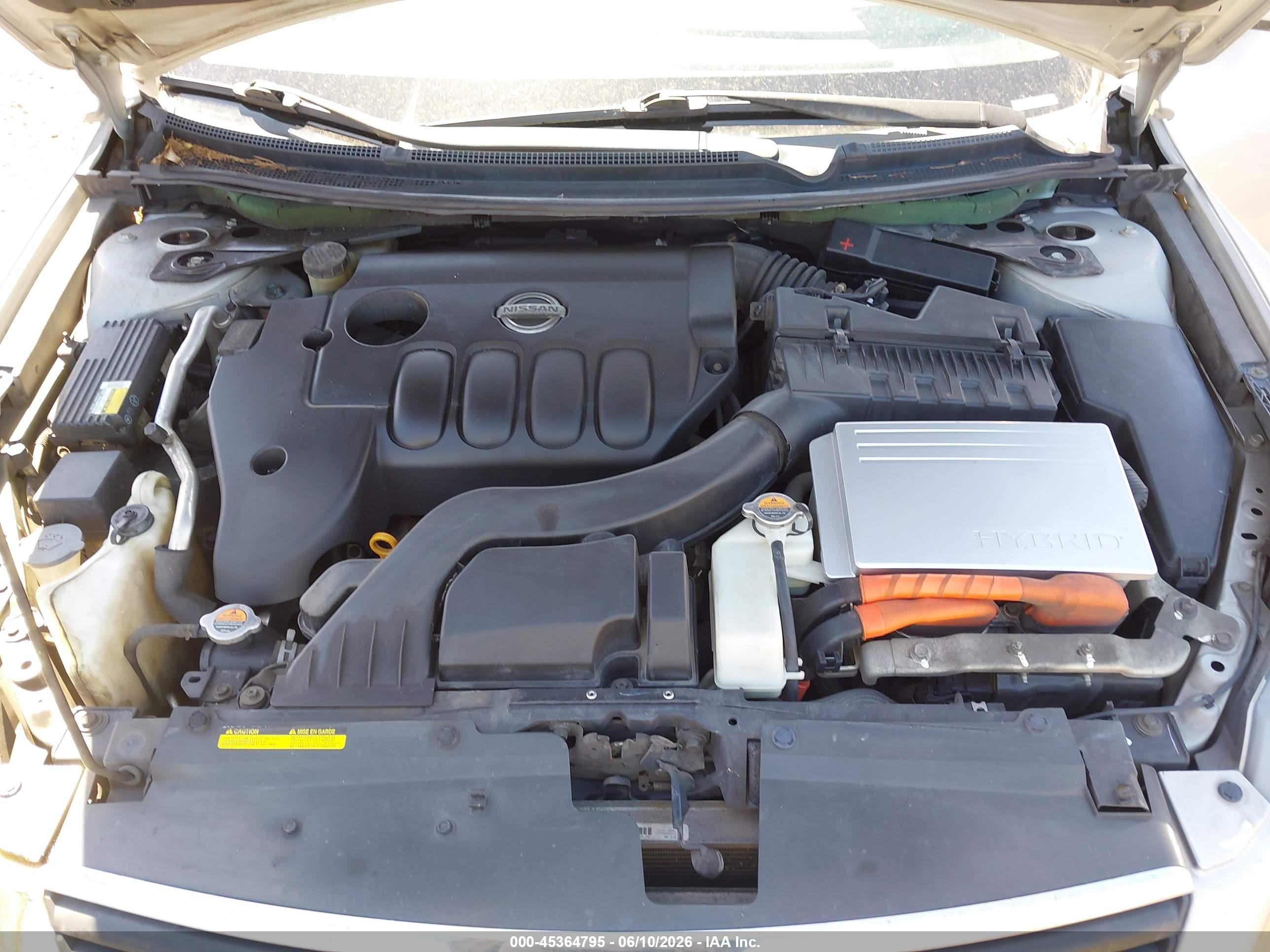 2008 Nissan Altima Hybrid   Silver vin: 1N4CL21E88C137729
