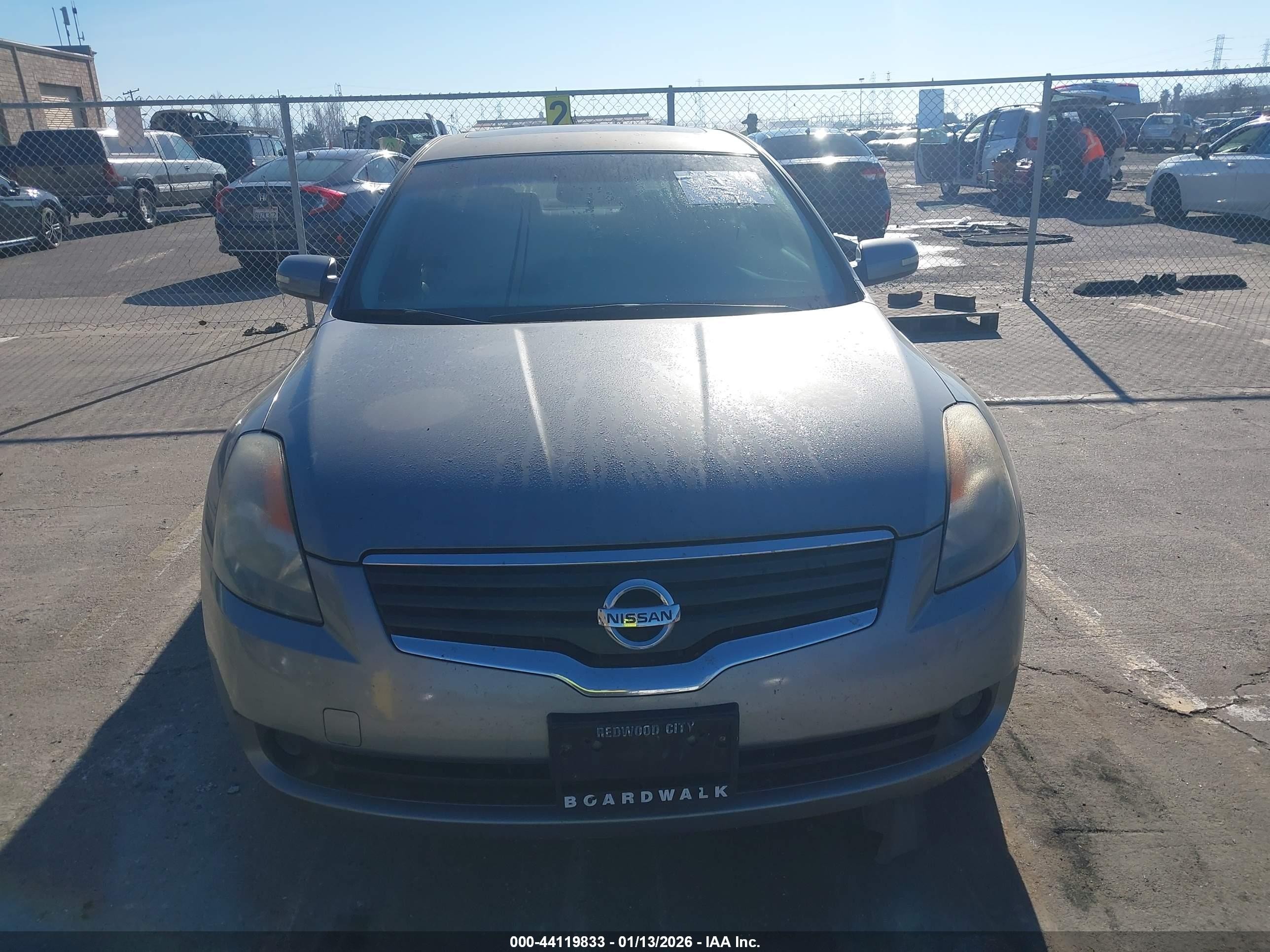 2008 Nissan Altima Hybrid   Silver vin: 1N4CL21E98C143667