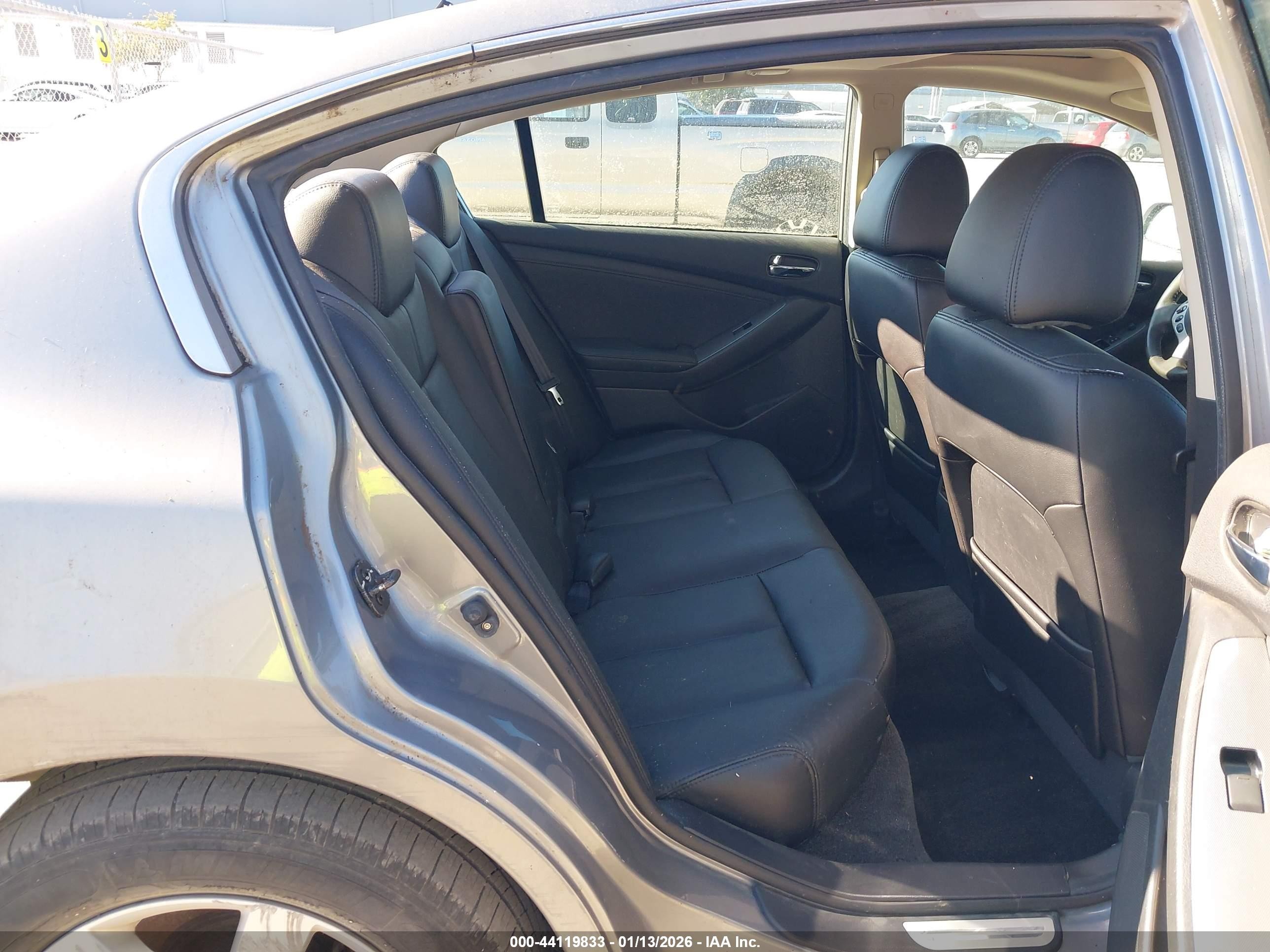 2008 Nissan Altima Hybrid   Silver vin: 1N4CL21E98C143667